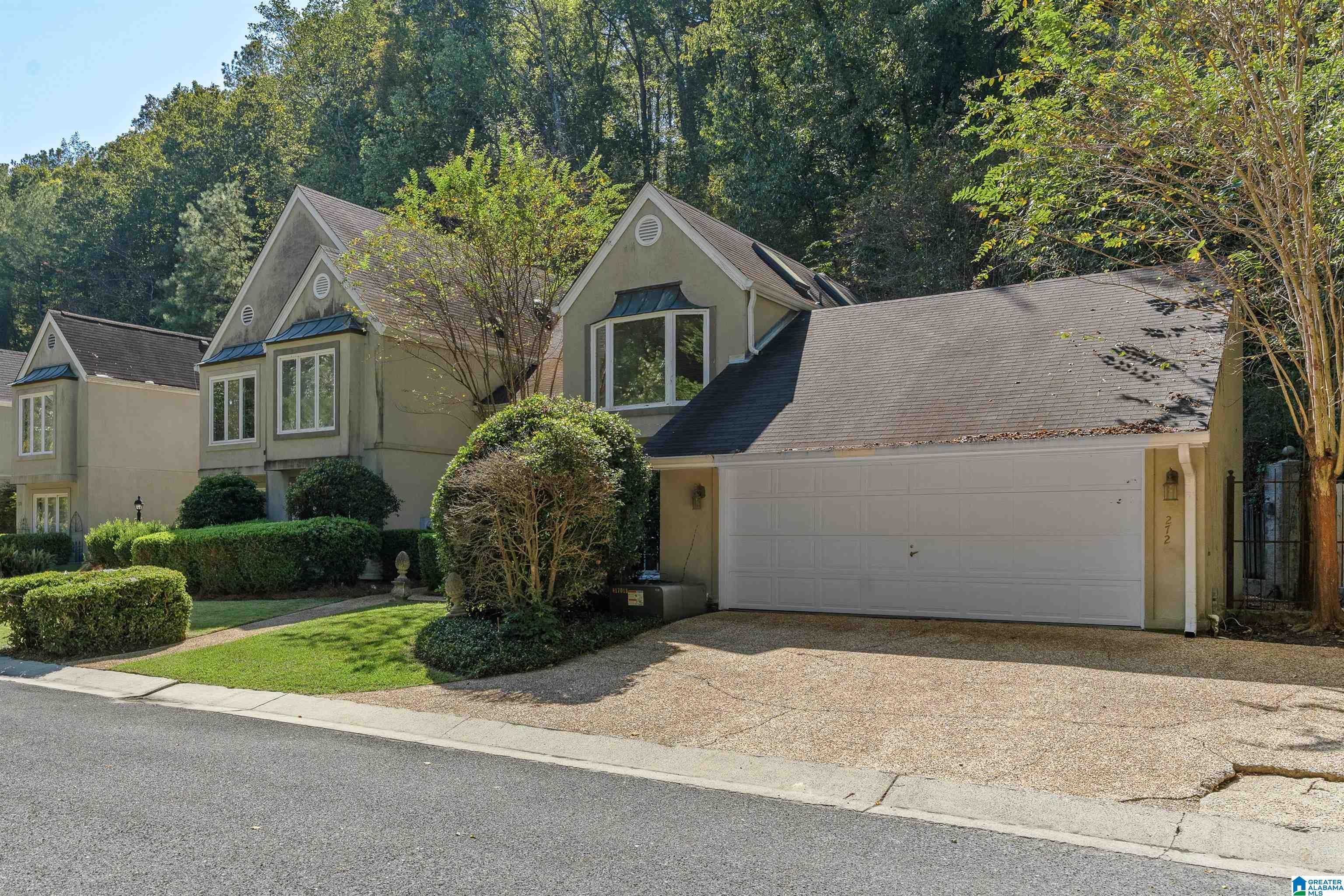 3272 SHALLOWFORD CIRCLE