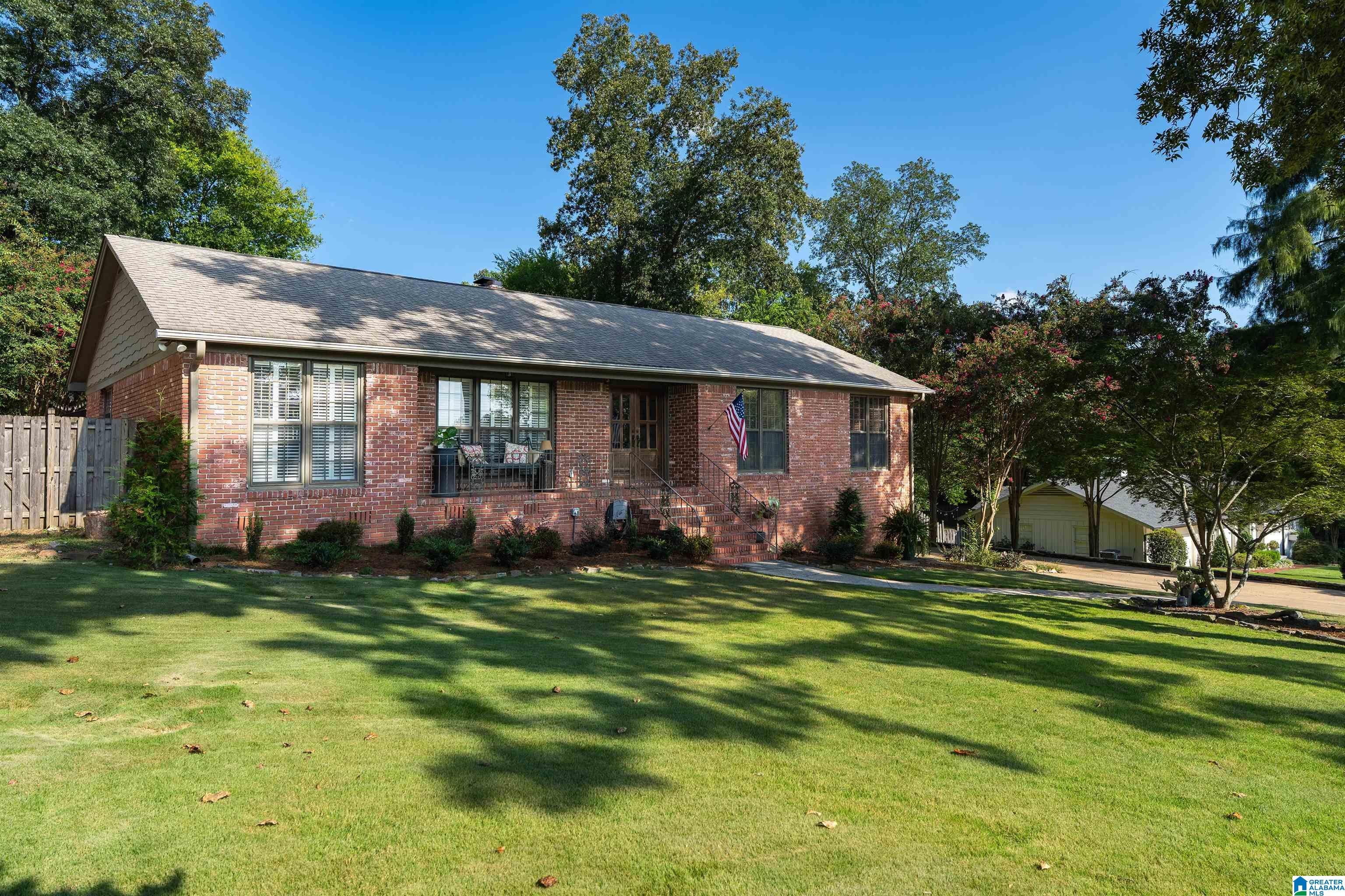 909 GRANBURY ROAD