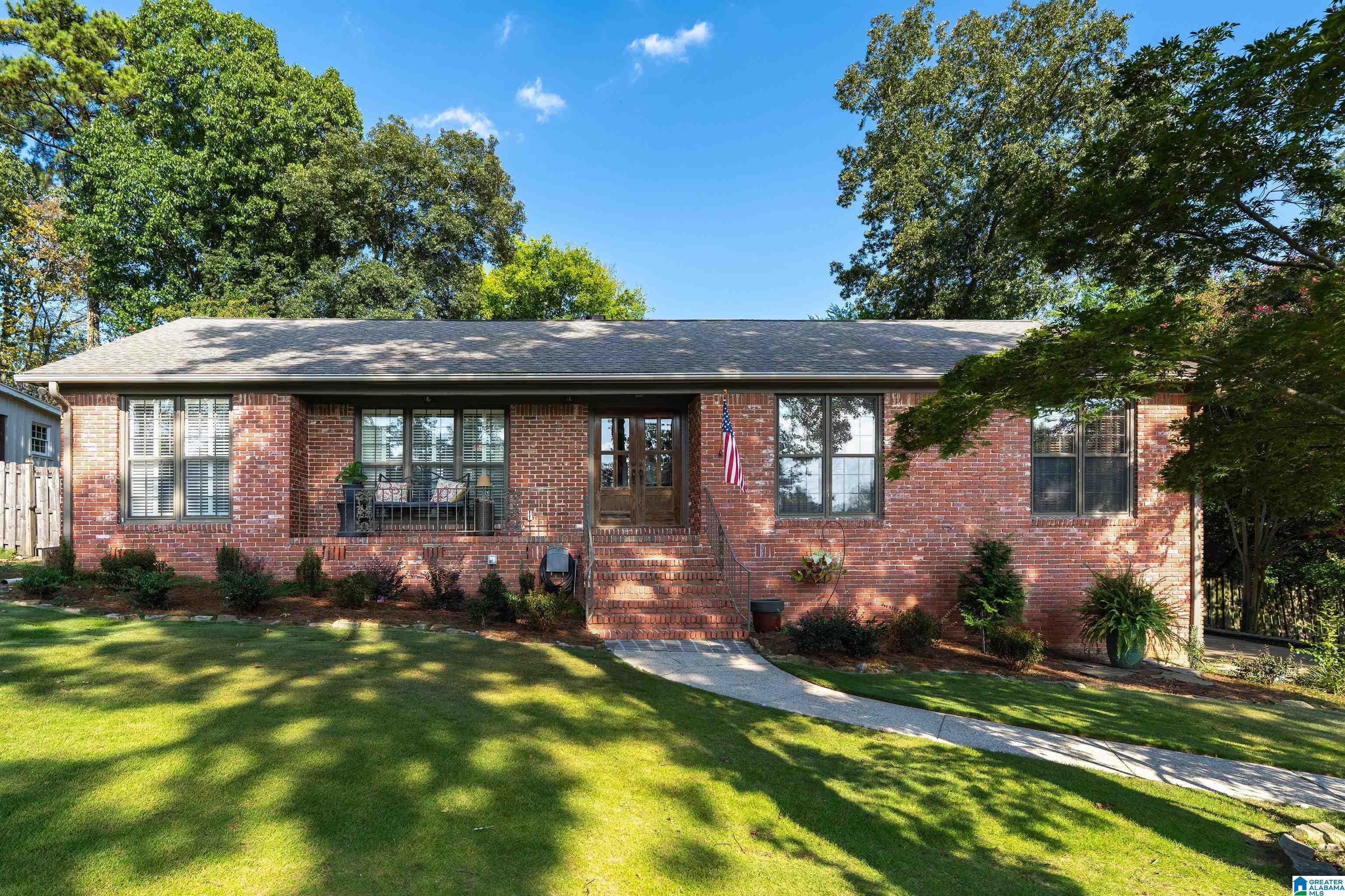 909 GRANBURY ROAD