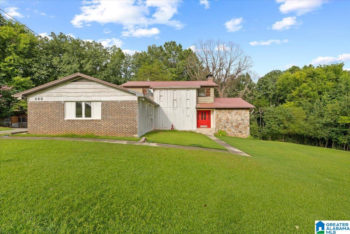 580 GRANDVIEW TRAIL