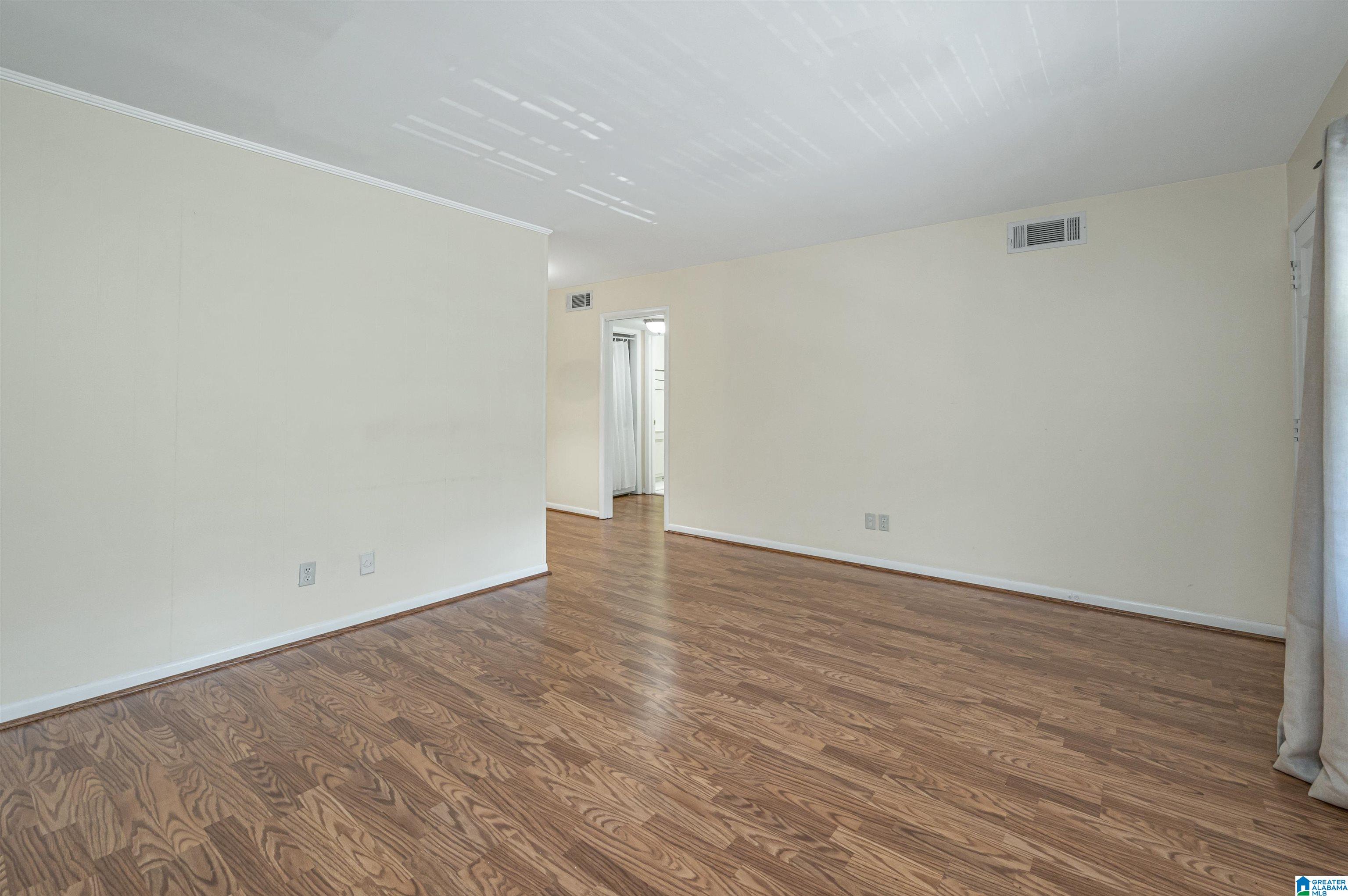 2727 HIGHLAND AVENUE 204