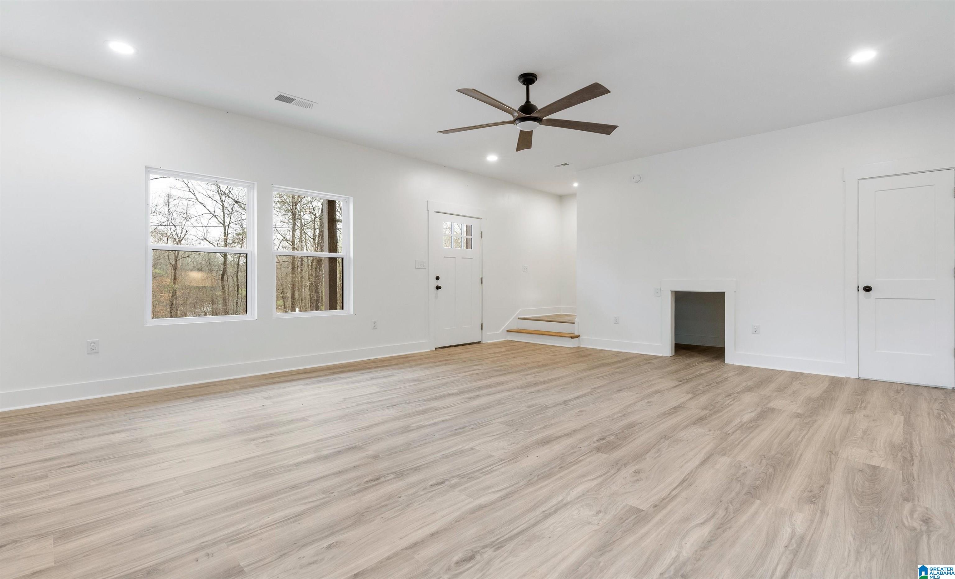 11624 BROWN CIRCLE