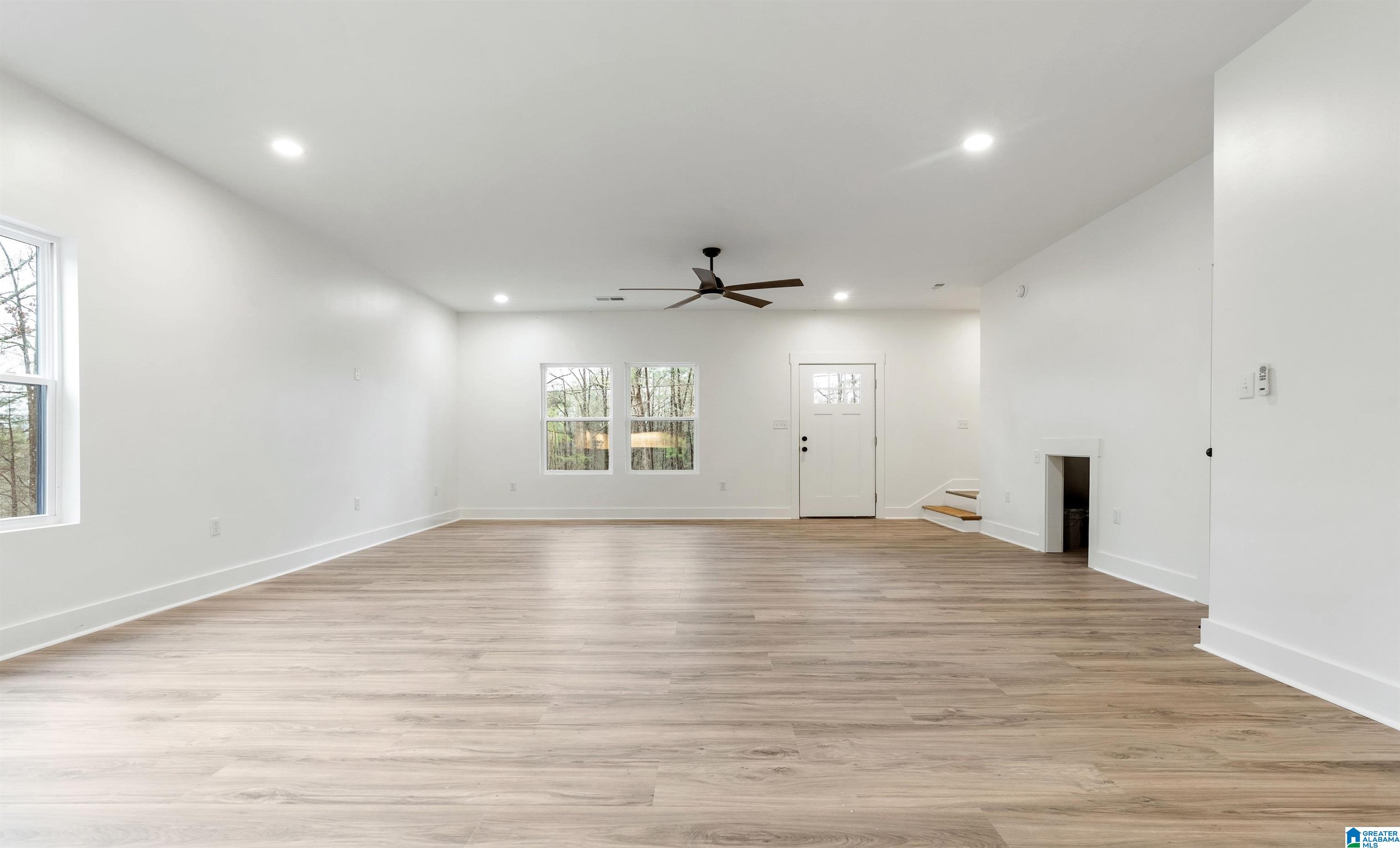 11624 BROWN CIRCLE