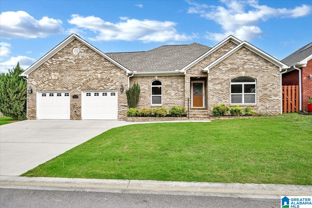 Photo 1 of 26 — 2956 SE PHELAN CIRCLE, HANCEVILLE, AL 35077