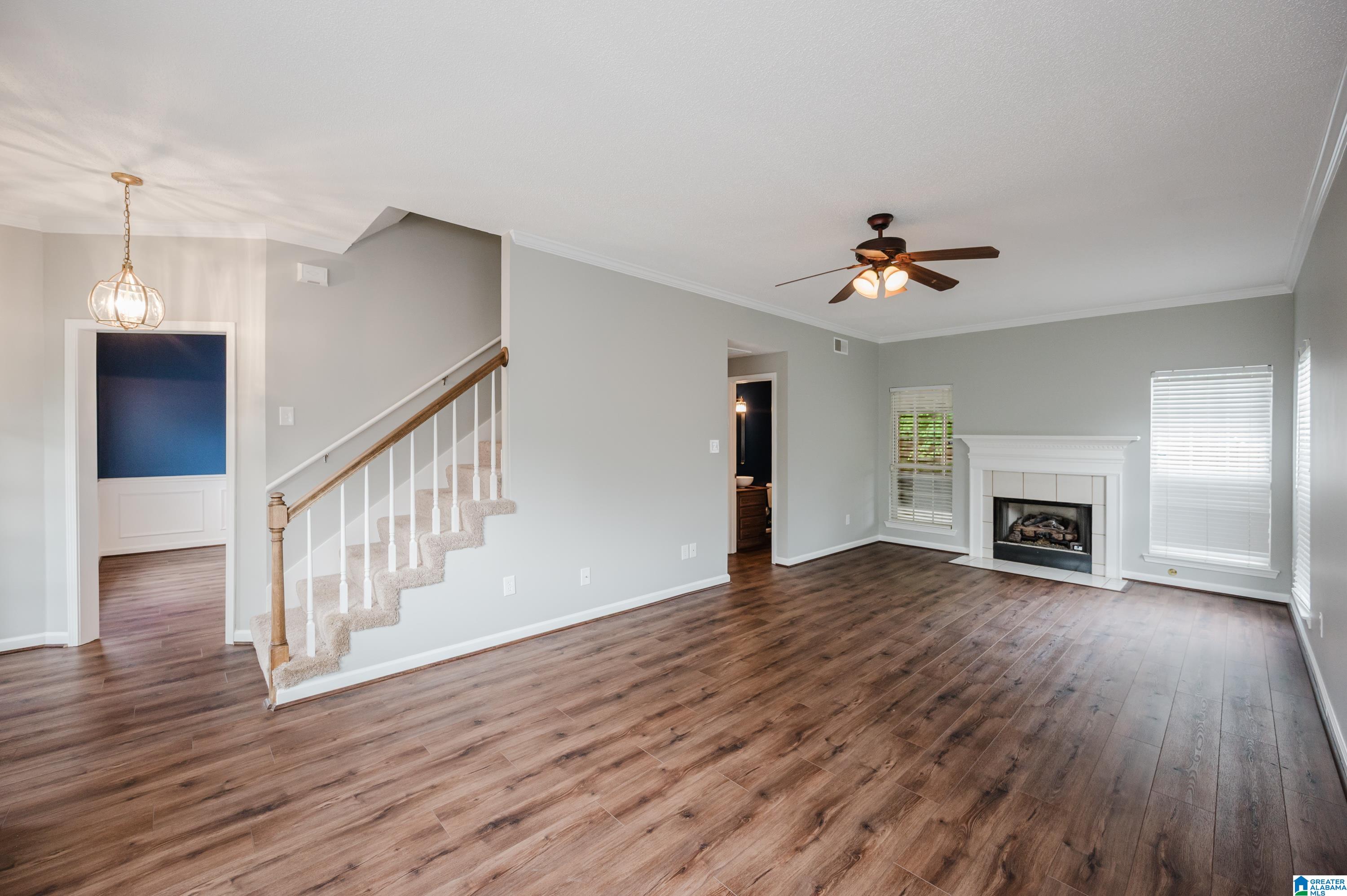 102 CRESTMONT LANE