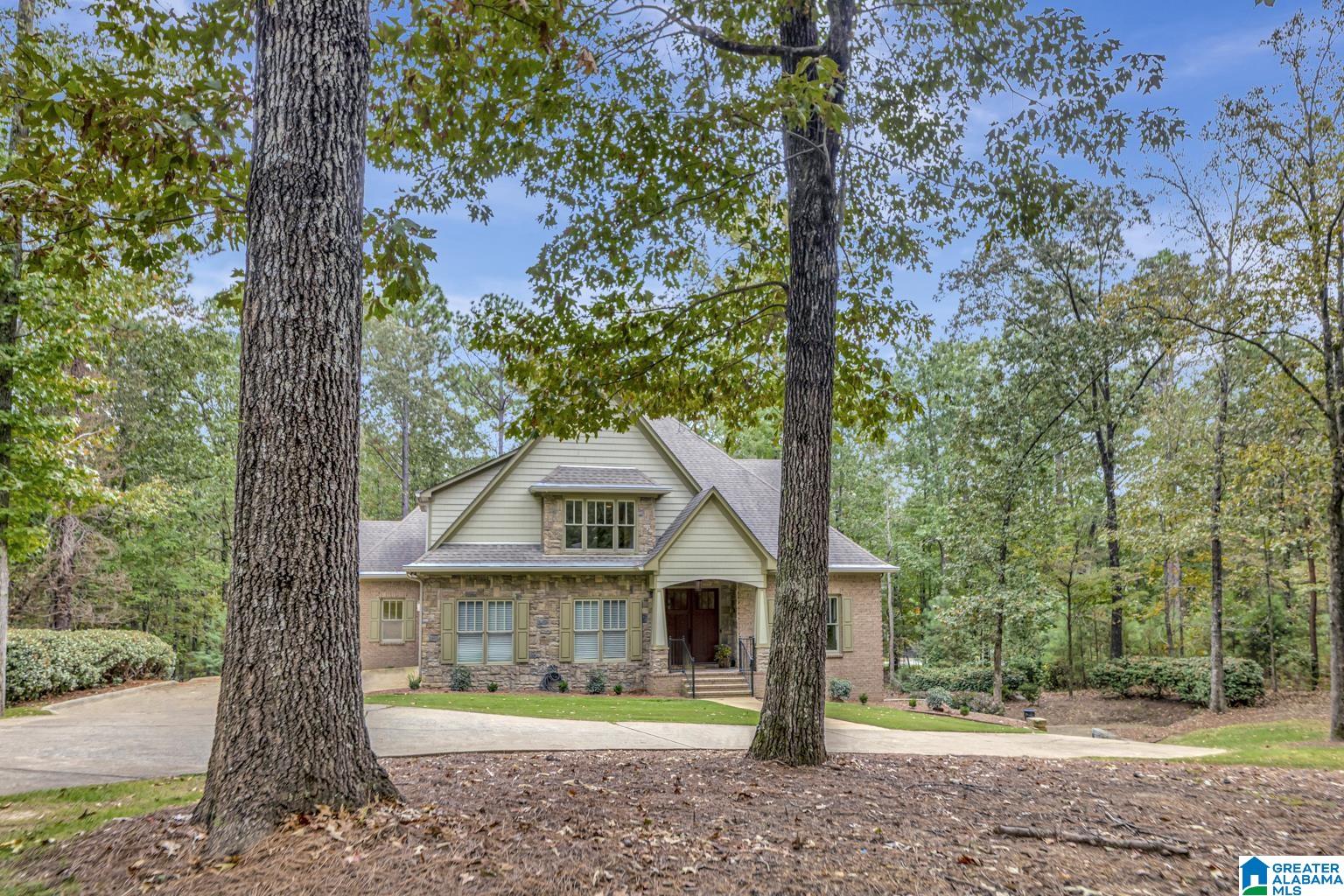 101 NORTH LAKE DRIVE