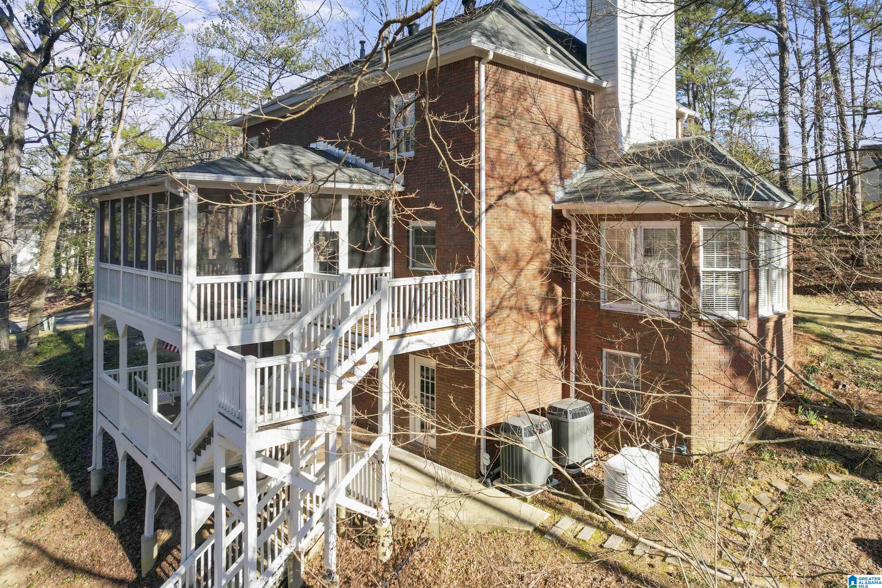 2100 RIVERINE OAKS PLACE