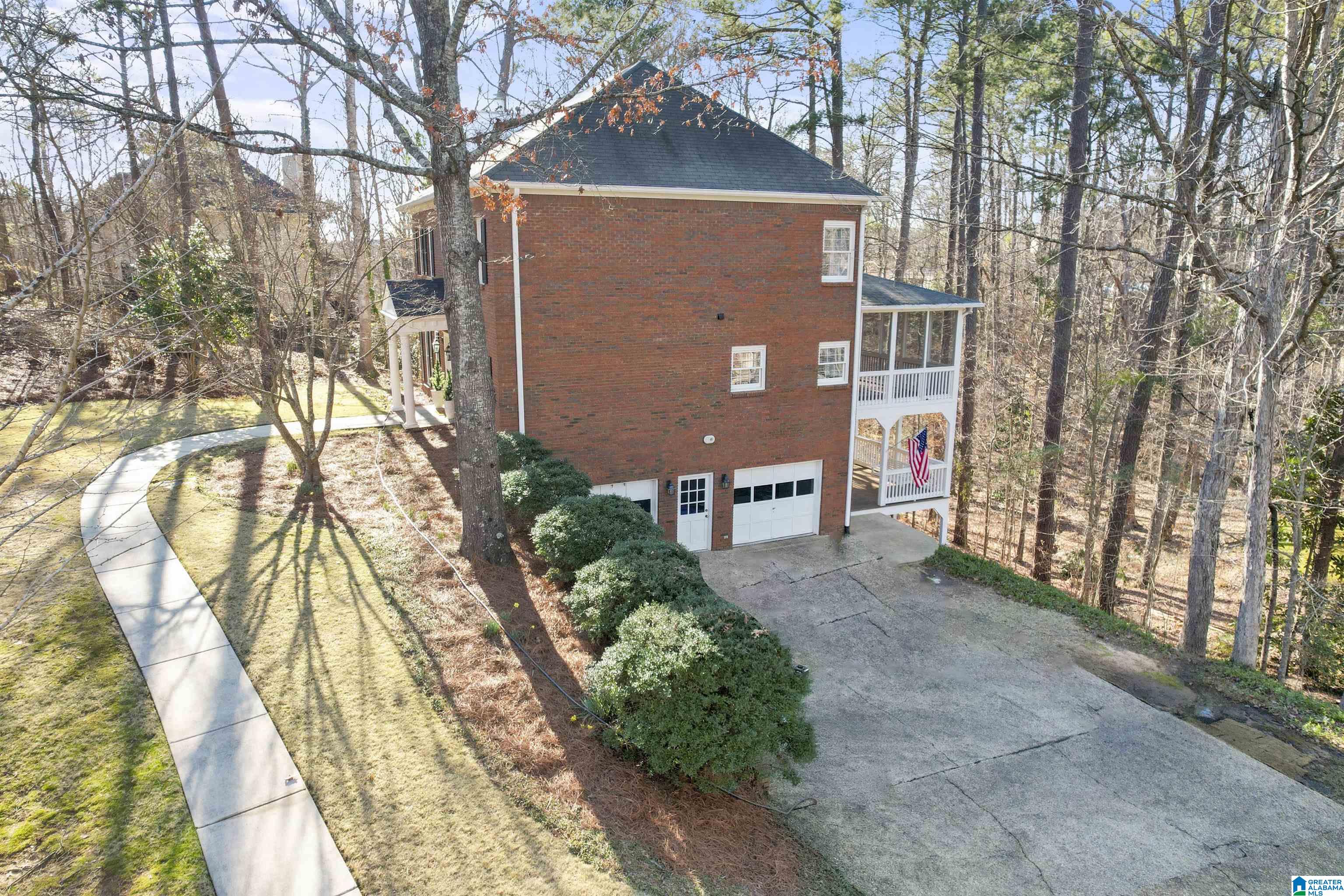 2100 RIVERINE OAKS PLACE