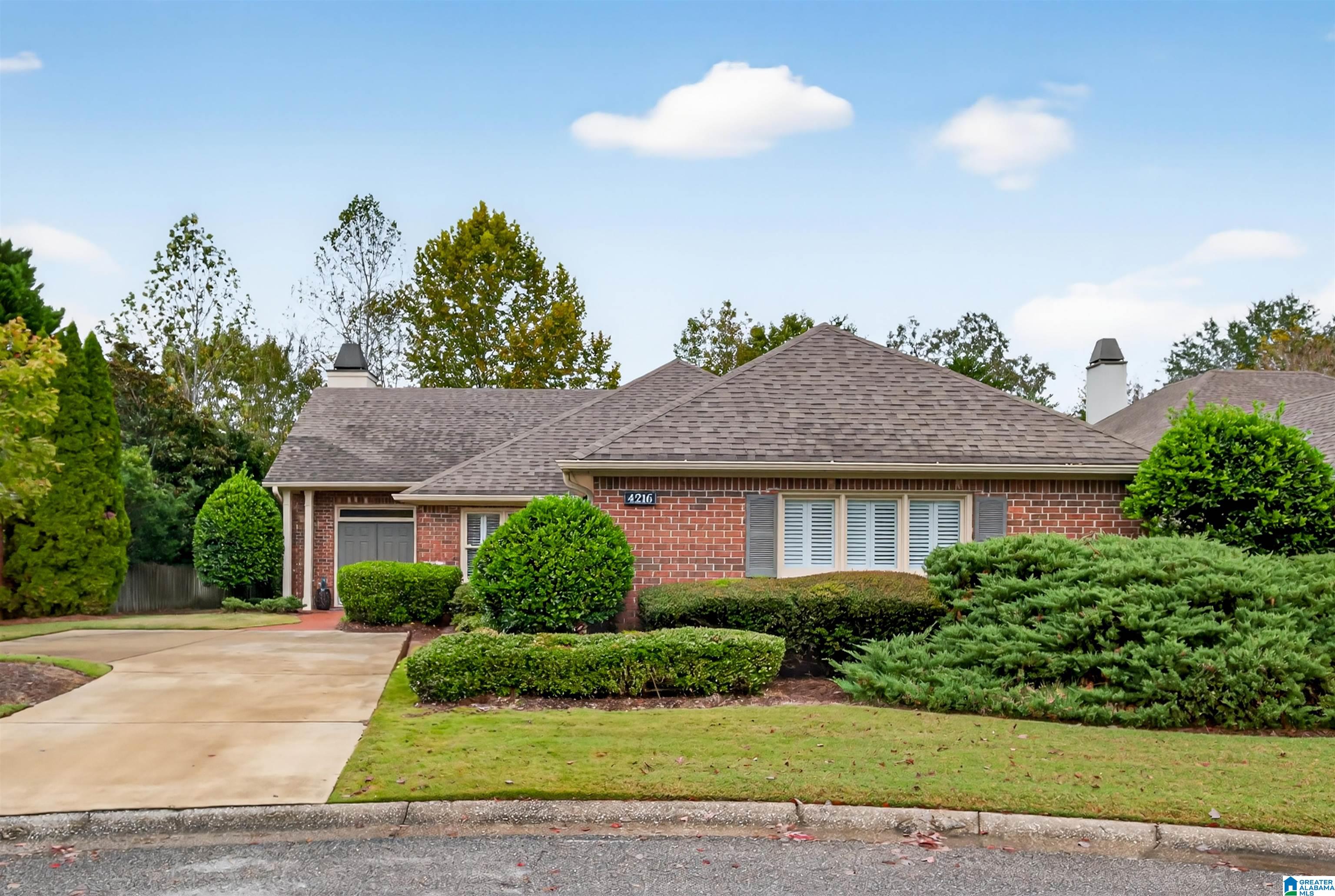 4216 VESTVIEW CIRCLE