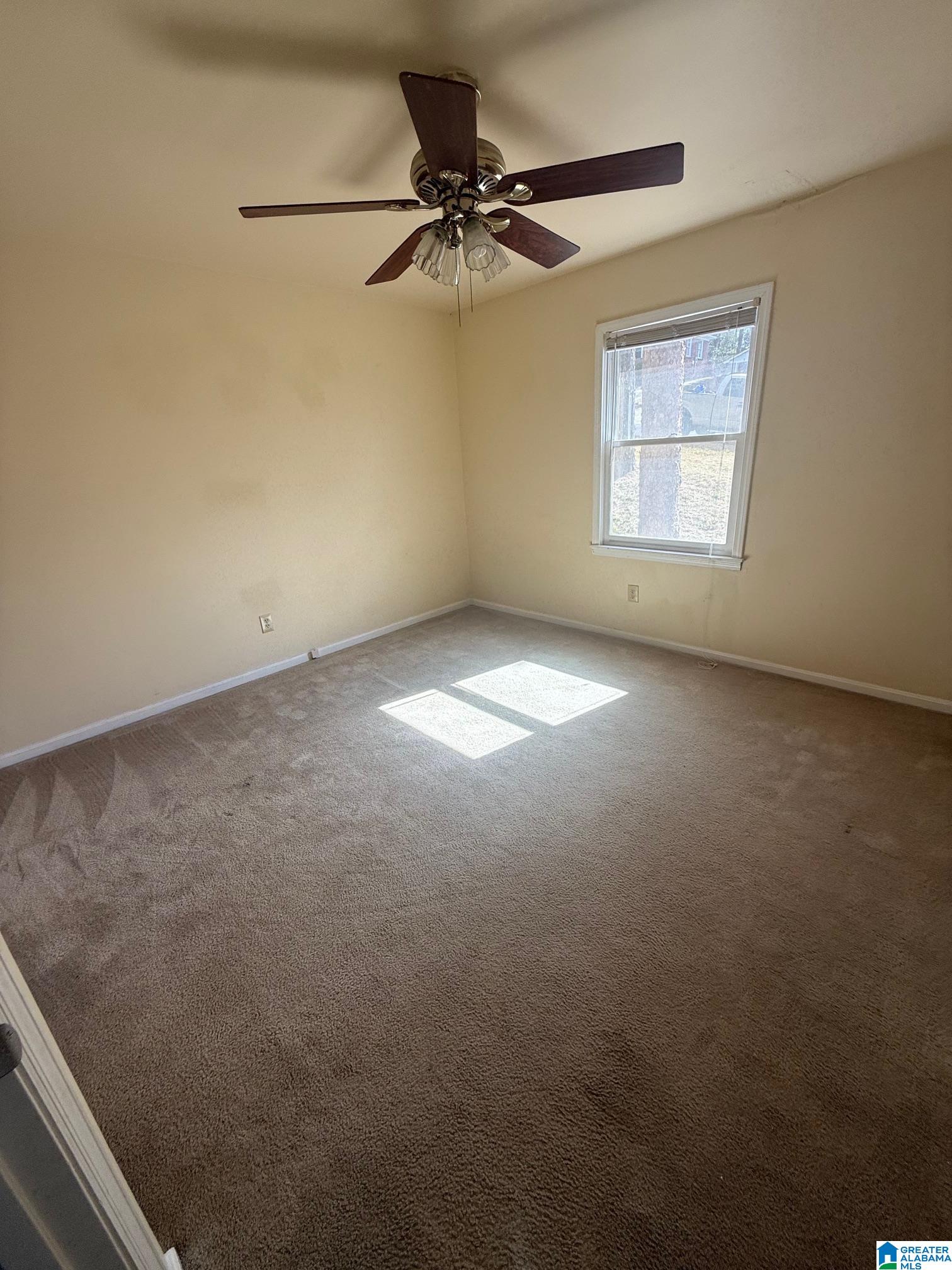 944 RIDGEWOOD CIRCLE