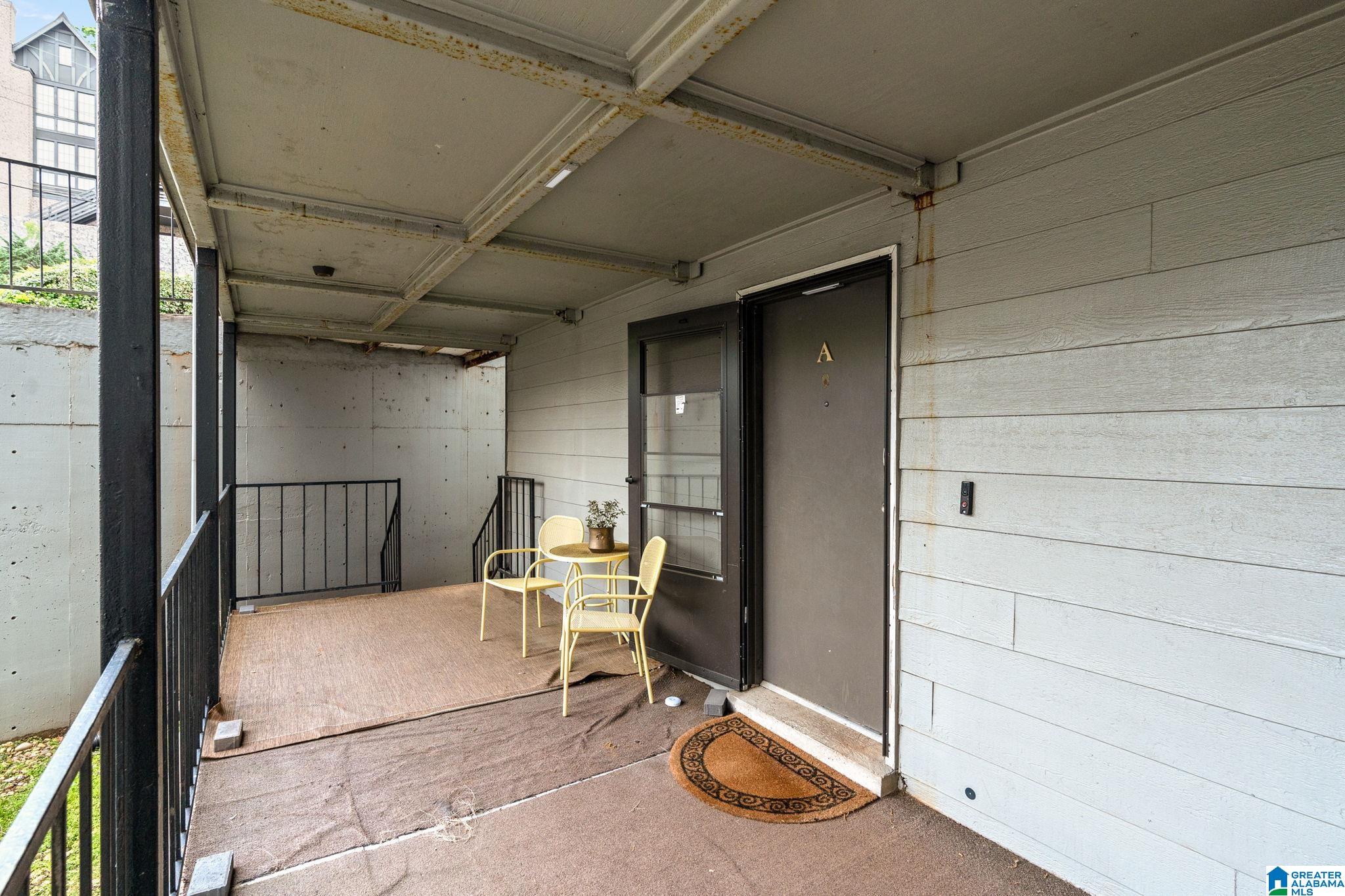 1909 16TH AVENUE S A