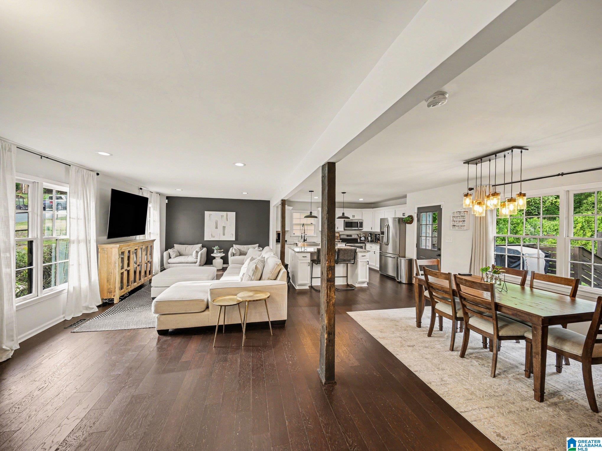 2548 WOODMEADOW LANE