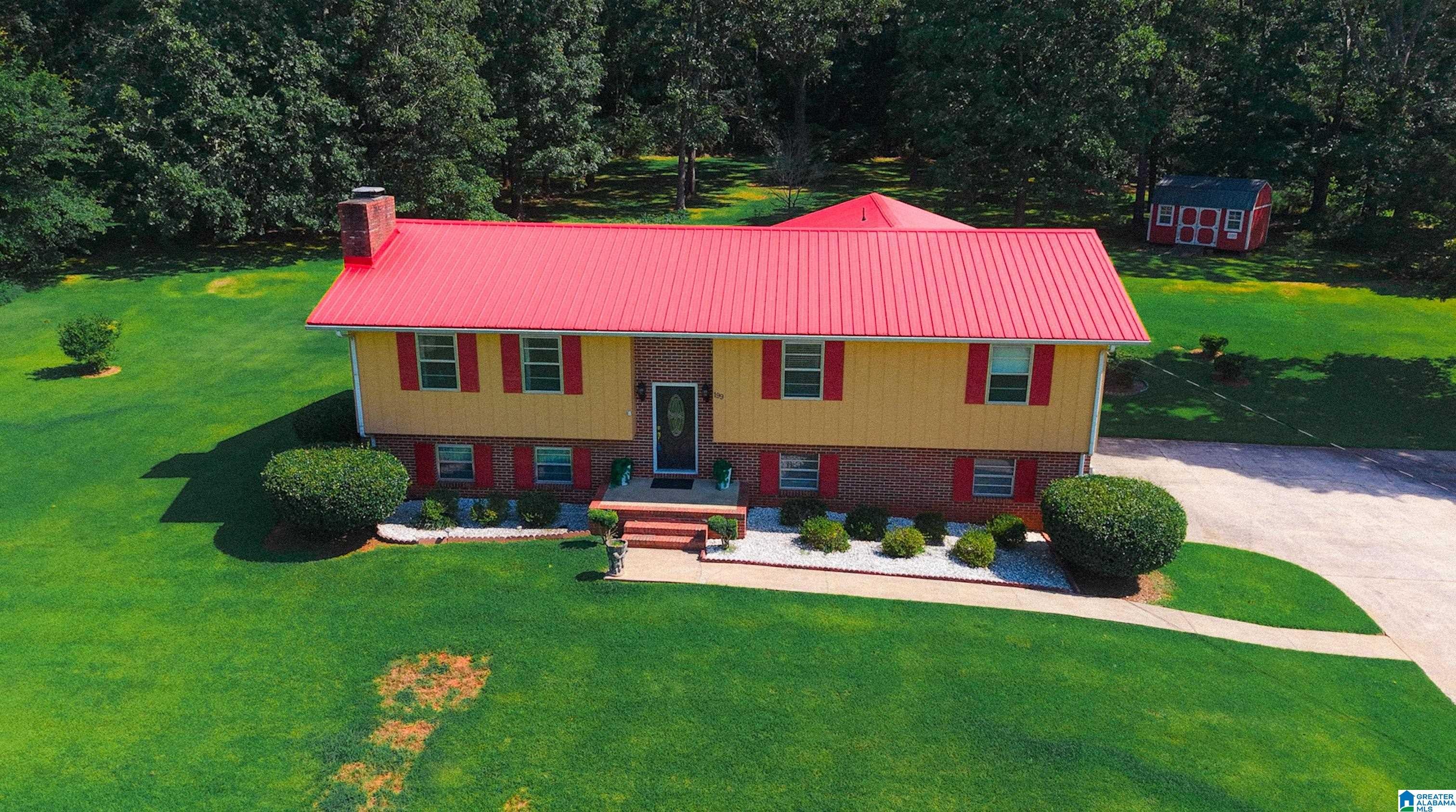 199 VALLEY DRIVE N