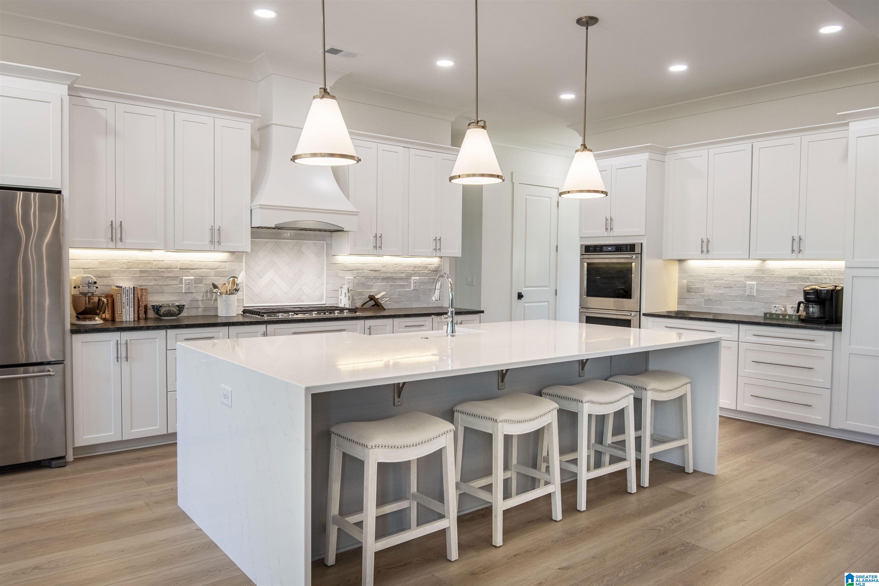 5862 SHADES RUN LANE