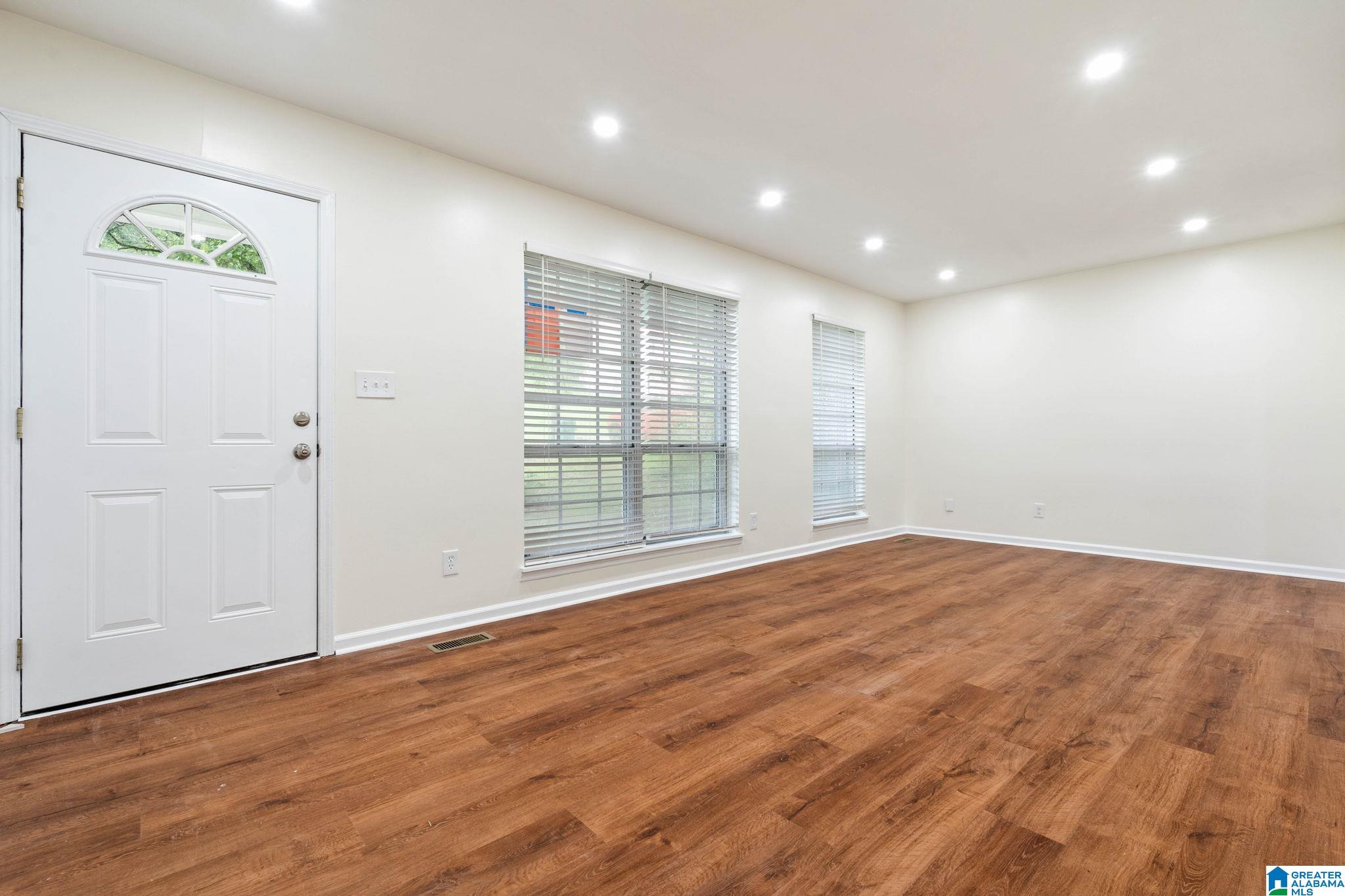 1327 RIDGEWOOD DRIVE
