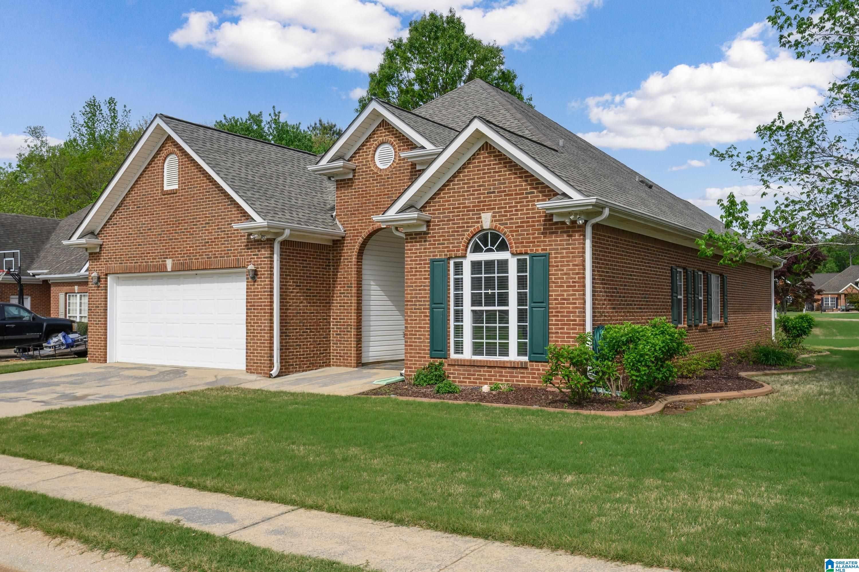 5816 HIGHGROVE CIRCLE