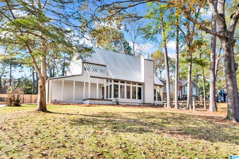 1724 KING CHARLES COURT ALABASTER AL 35007