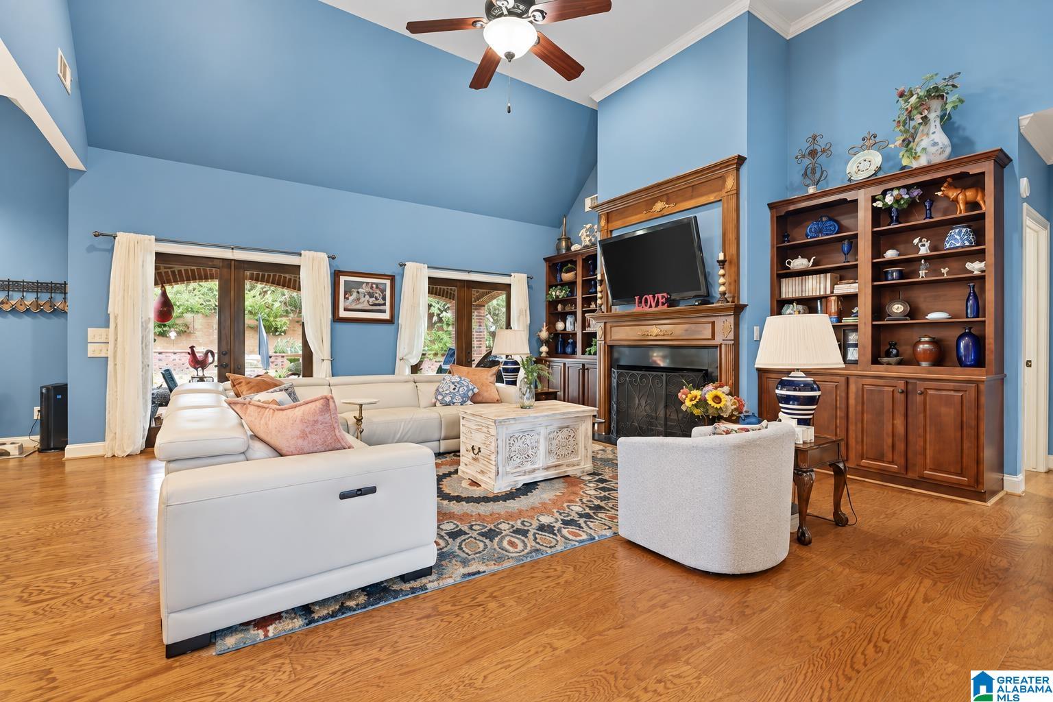 211 KENNISTON DALE