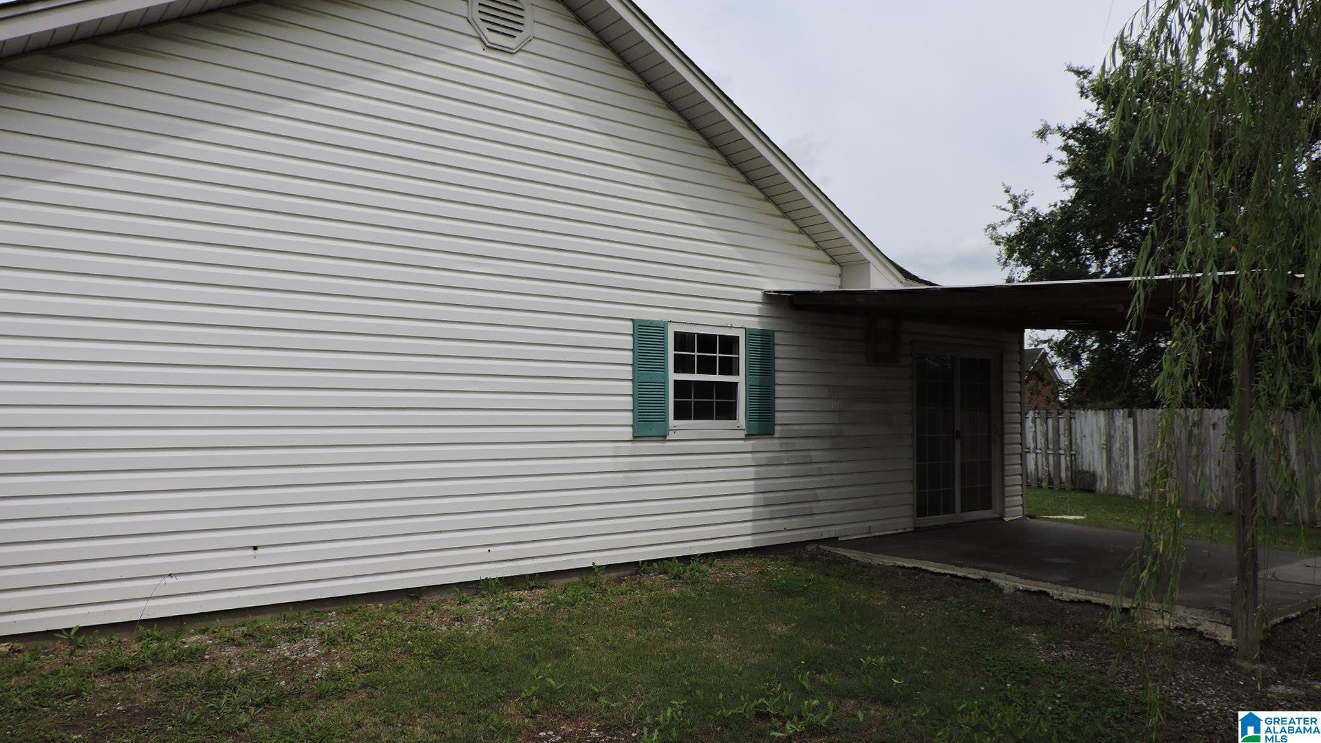 305 SUMMERCHASE DRIVE