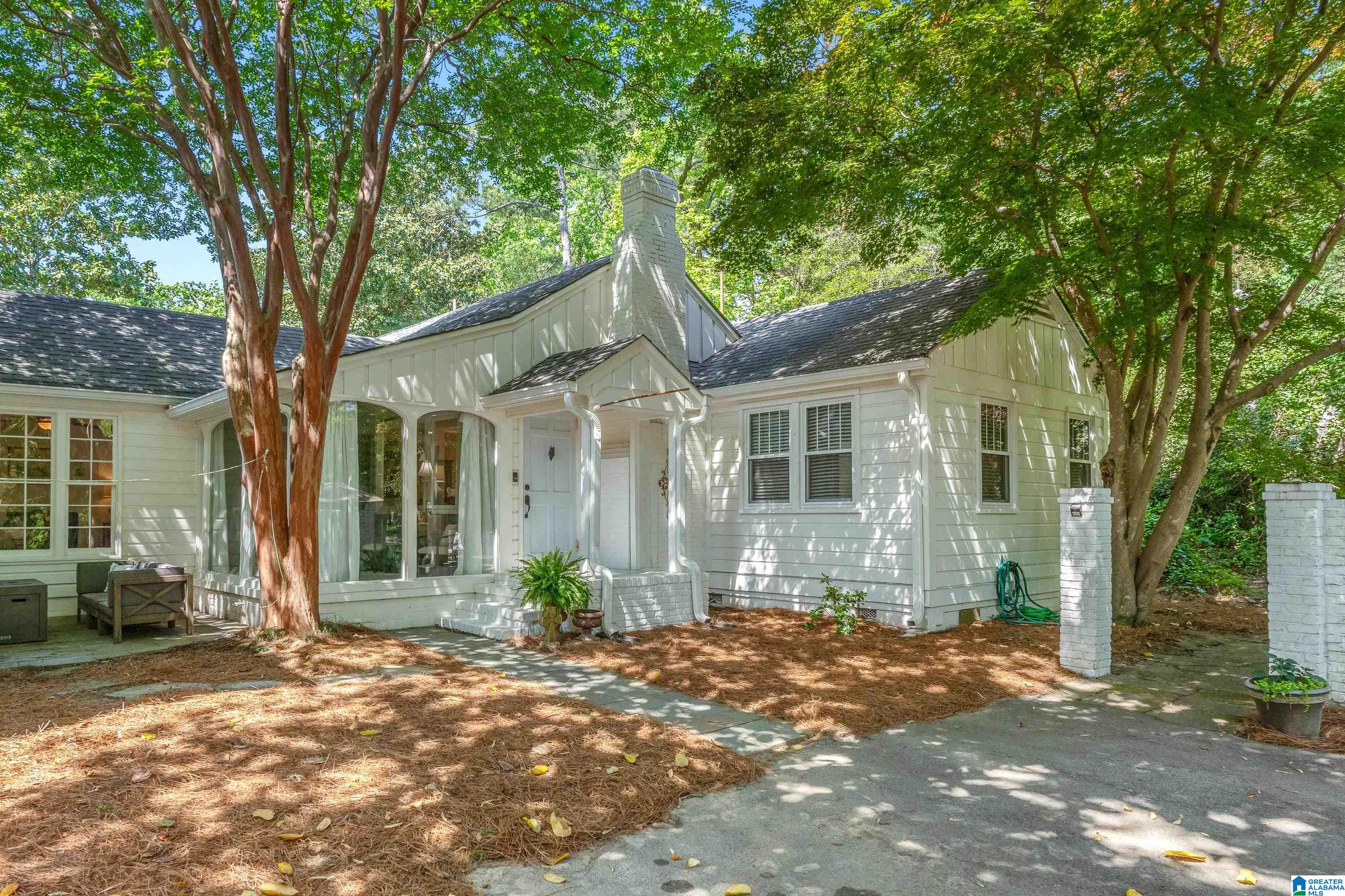 204 FAIRMONT DRIVE