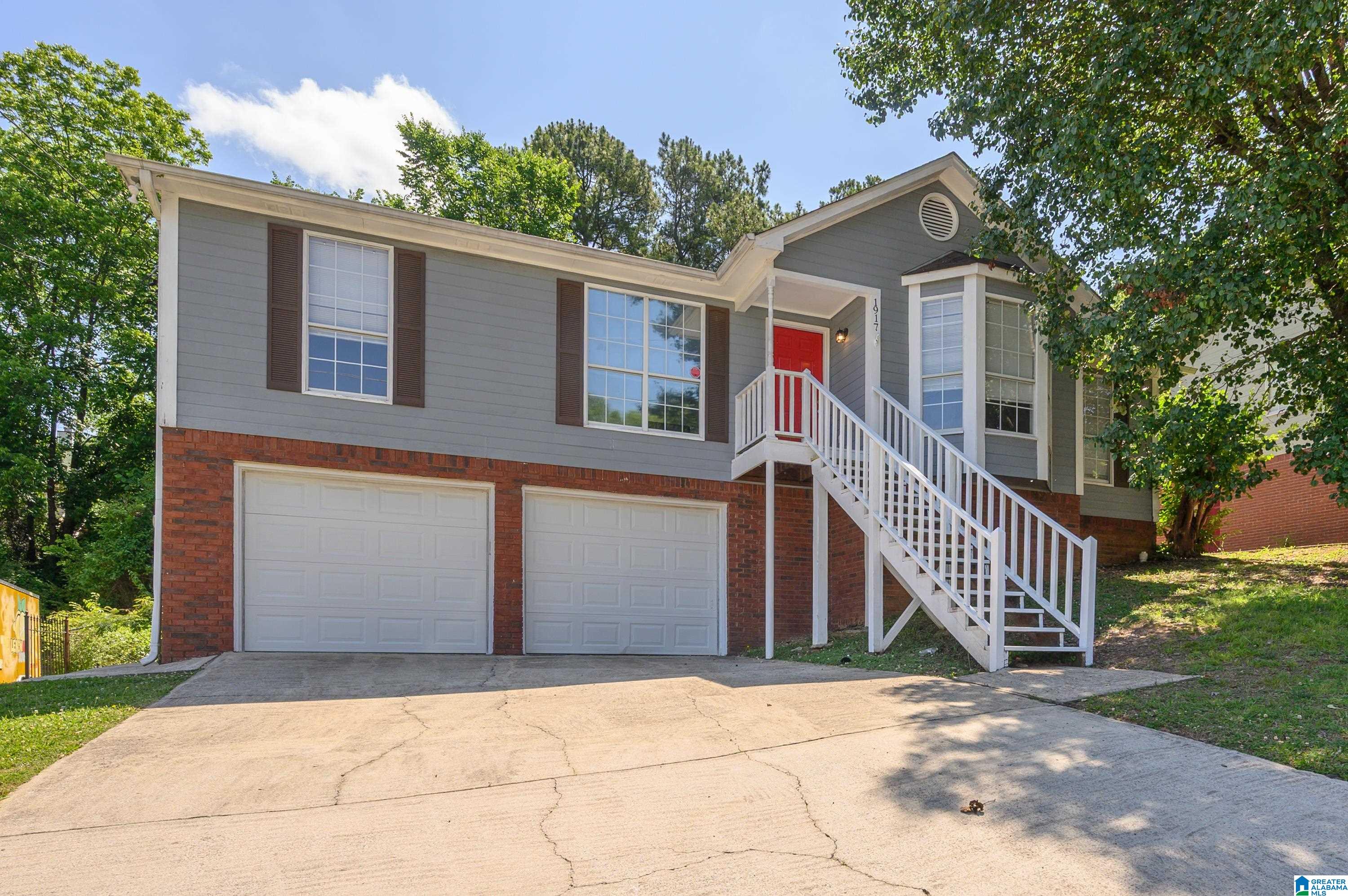 1917 PEBBLE LAKE CIRCLE