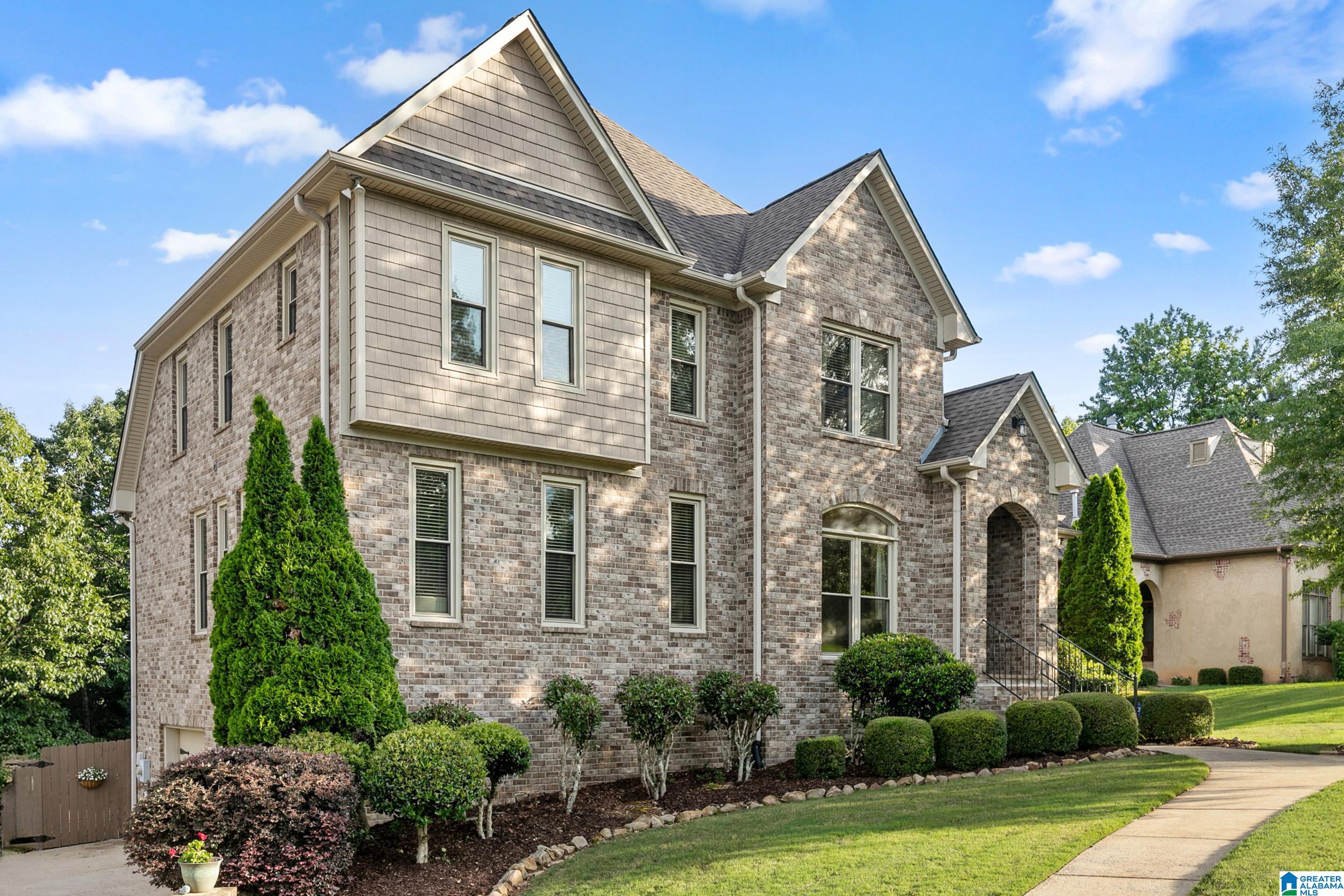 8419 LEDGE CIRCLE