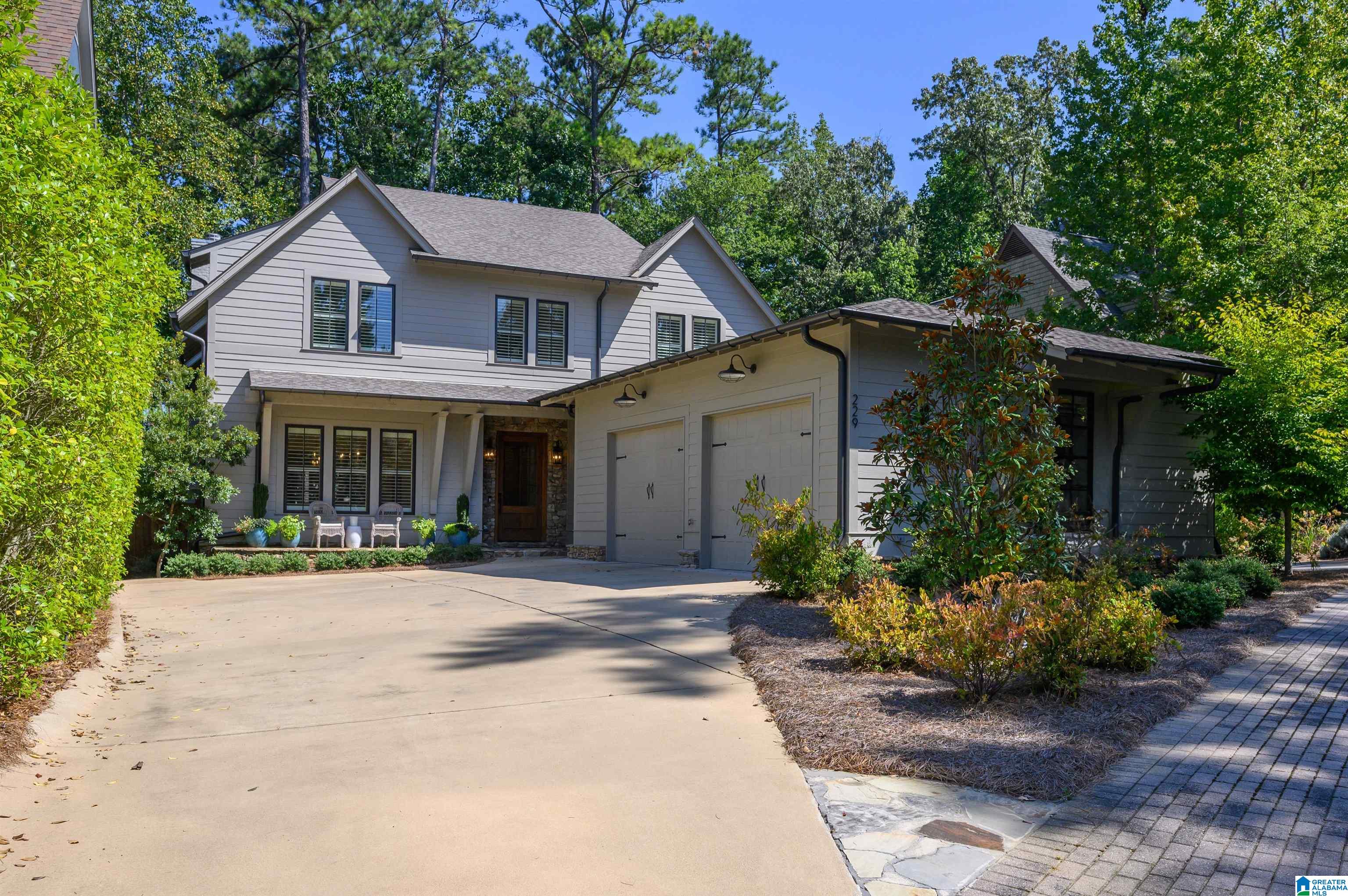 229 HAWTHORN STREET