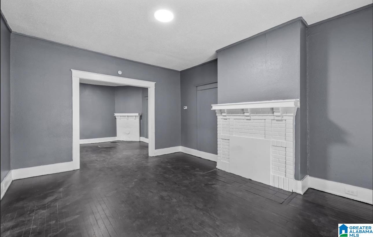 963 W 3RD STREET