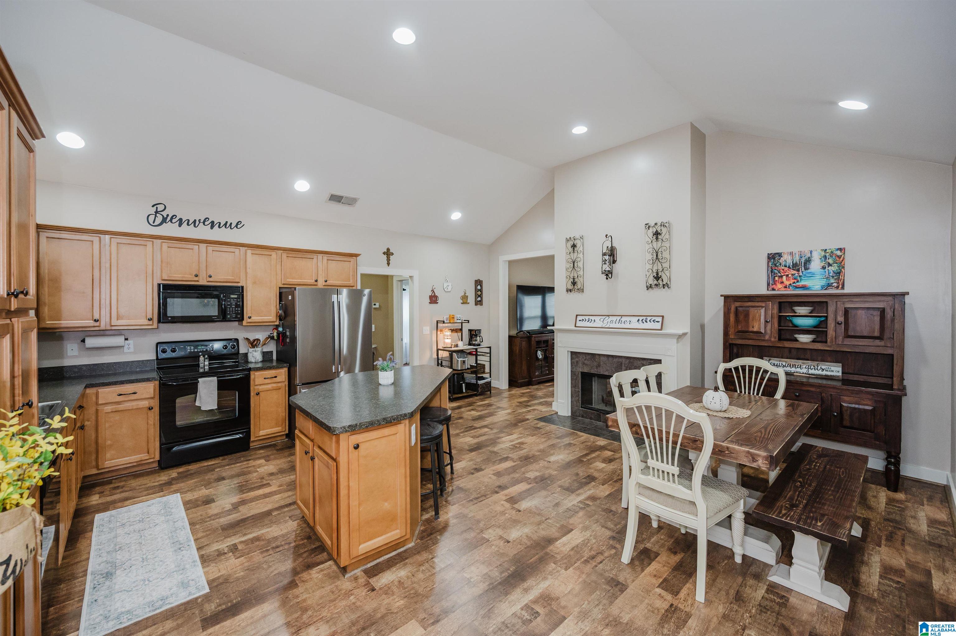 364 CHESSER PARK DRIVE