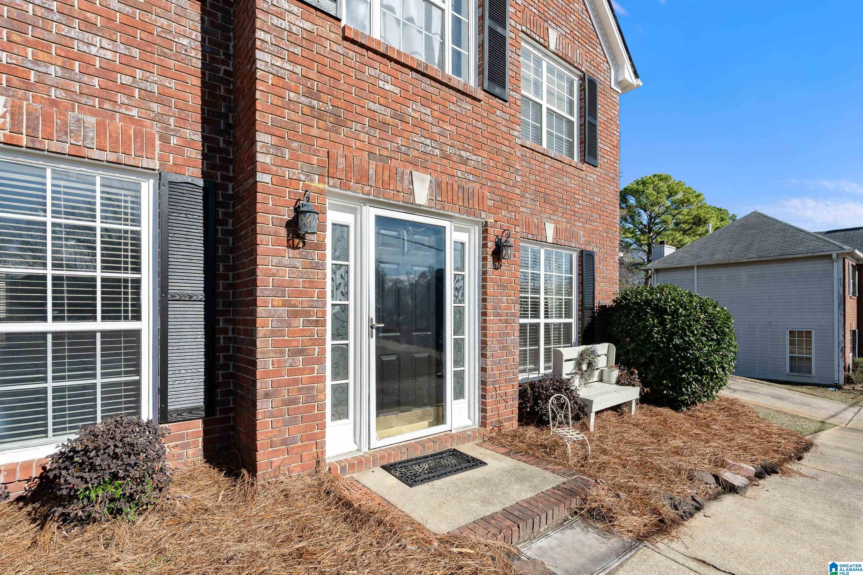 2580 BRIDLEWOOD DRIVE