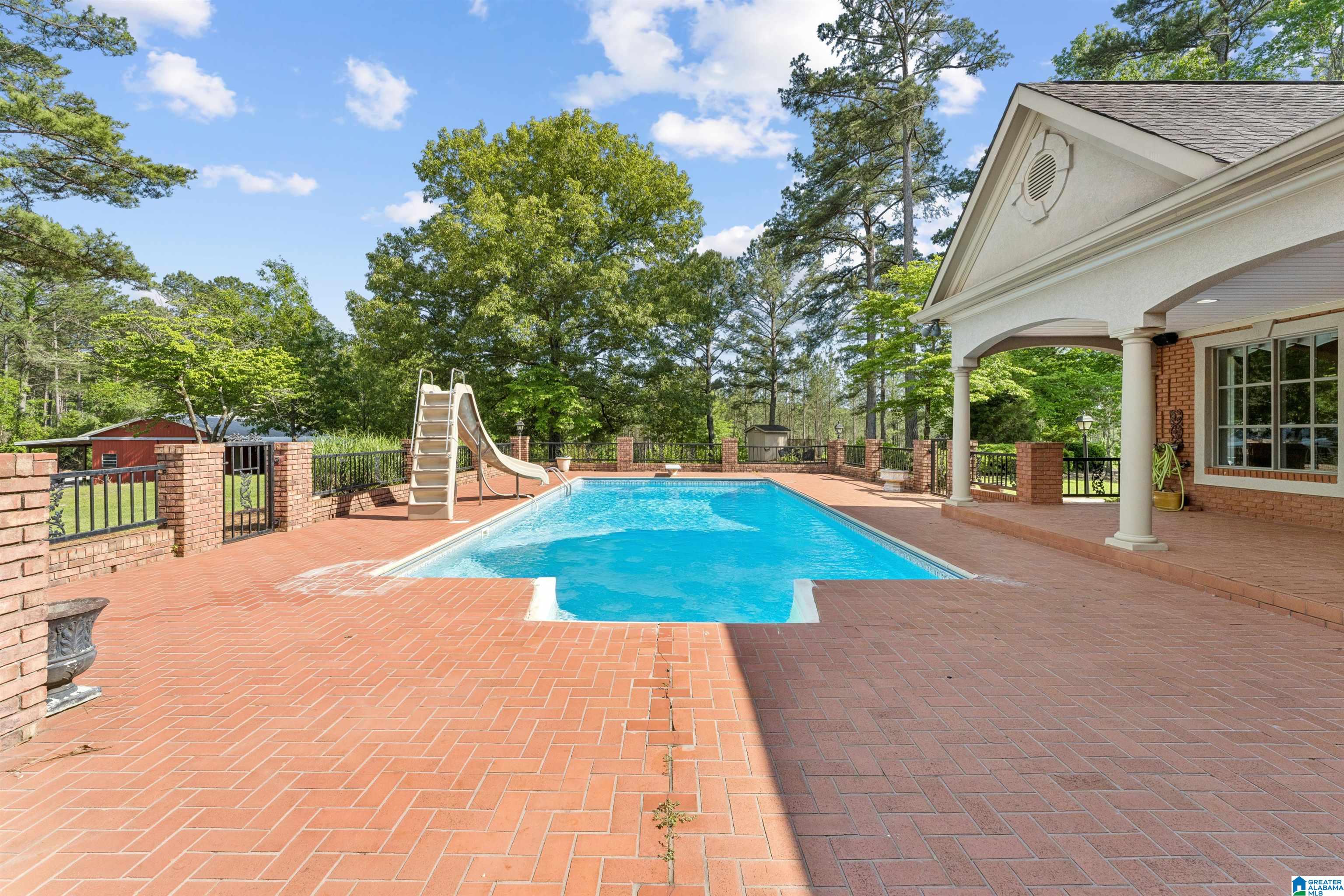 Centreville, Alabama, 35042, United States, 4 Bedrooms Bedrooms, ,4 BathroomsBathrooms,Residential,Active,2052059