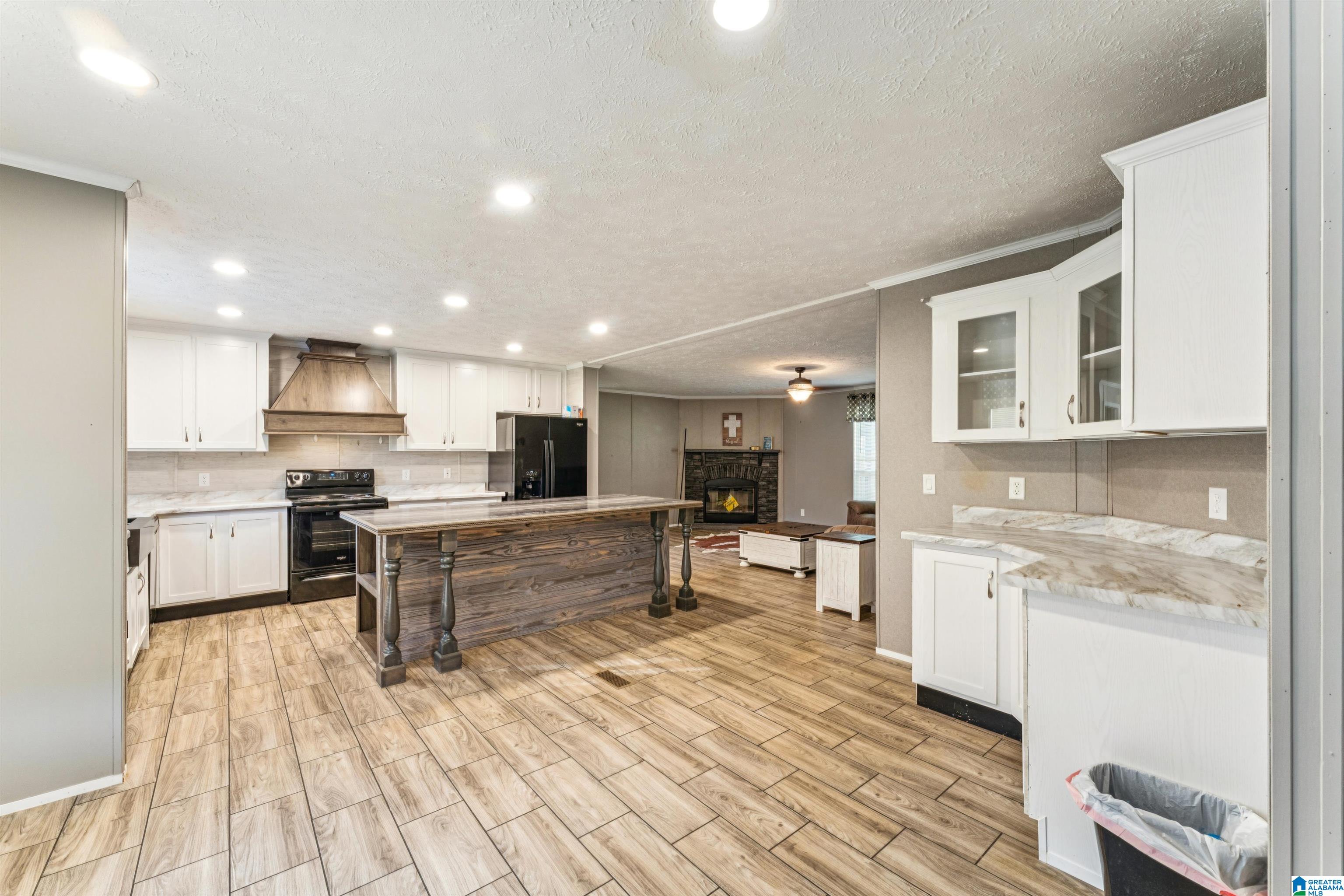 Centreville, Alabama, 35042, United States, 4 Bedrooms Bedrooms, ,4 BathroomsBathrooms,Residential,Active,2052059