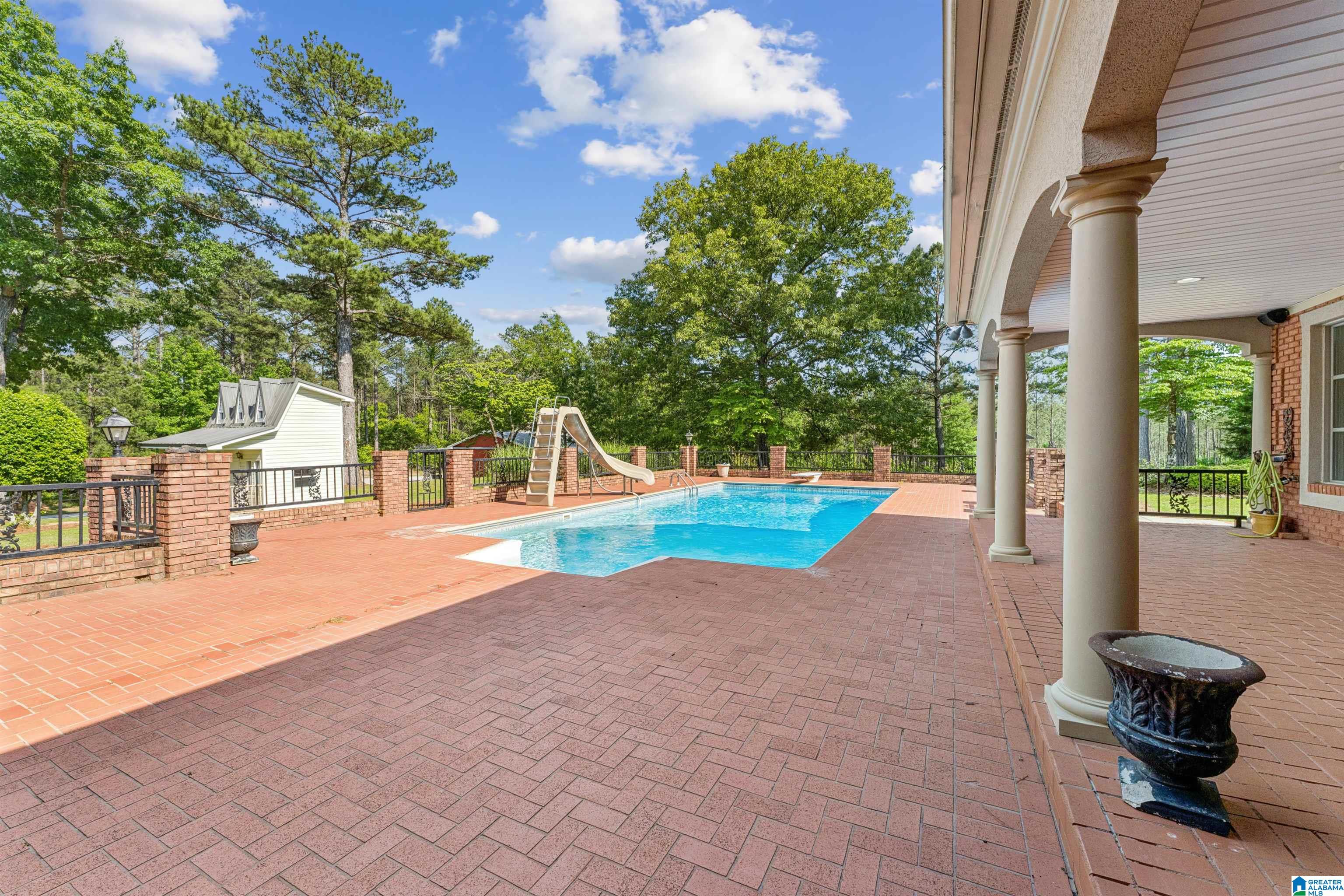 Centreville, Alabama, 35042, United States, 4 Bedrooms Bedrooms, ,4 BathroomsBathrooms,Residential,Active,2052059