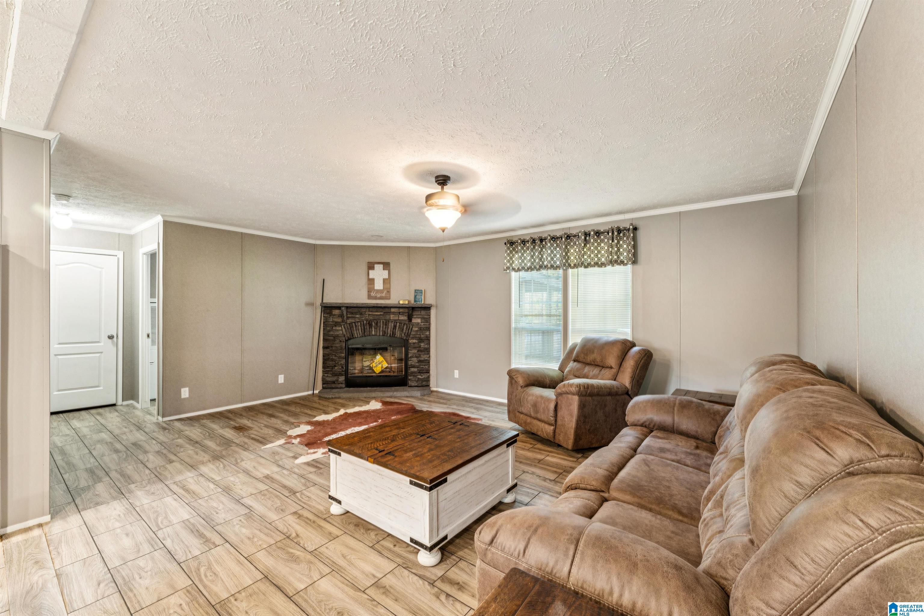 Centreville, Alabama, 35042, United States, 4 Bedrooms Bedrooms, ,4 BathroomsBathrooms,Residential,Active,2052059