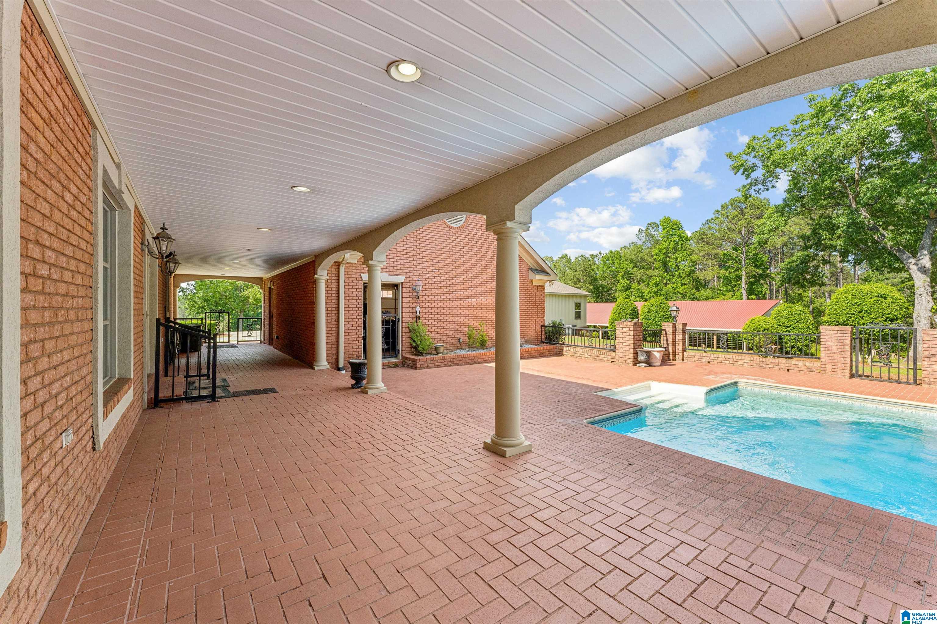 Centreville, Alabama, 35042, United States, 4 Bedrooms Bedrooms, ,4 BathroomsBathrooms,Residential,Active,2052059