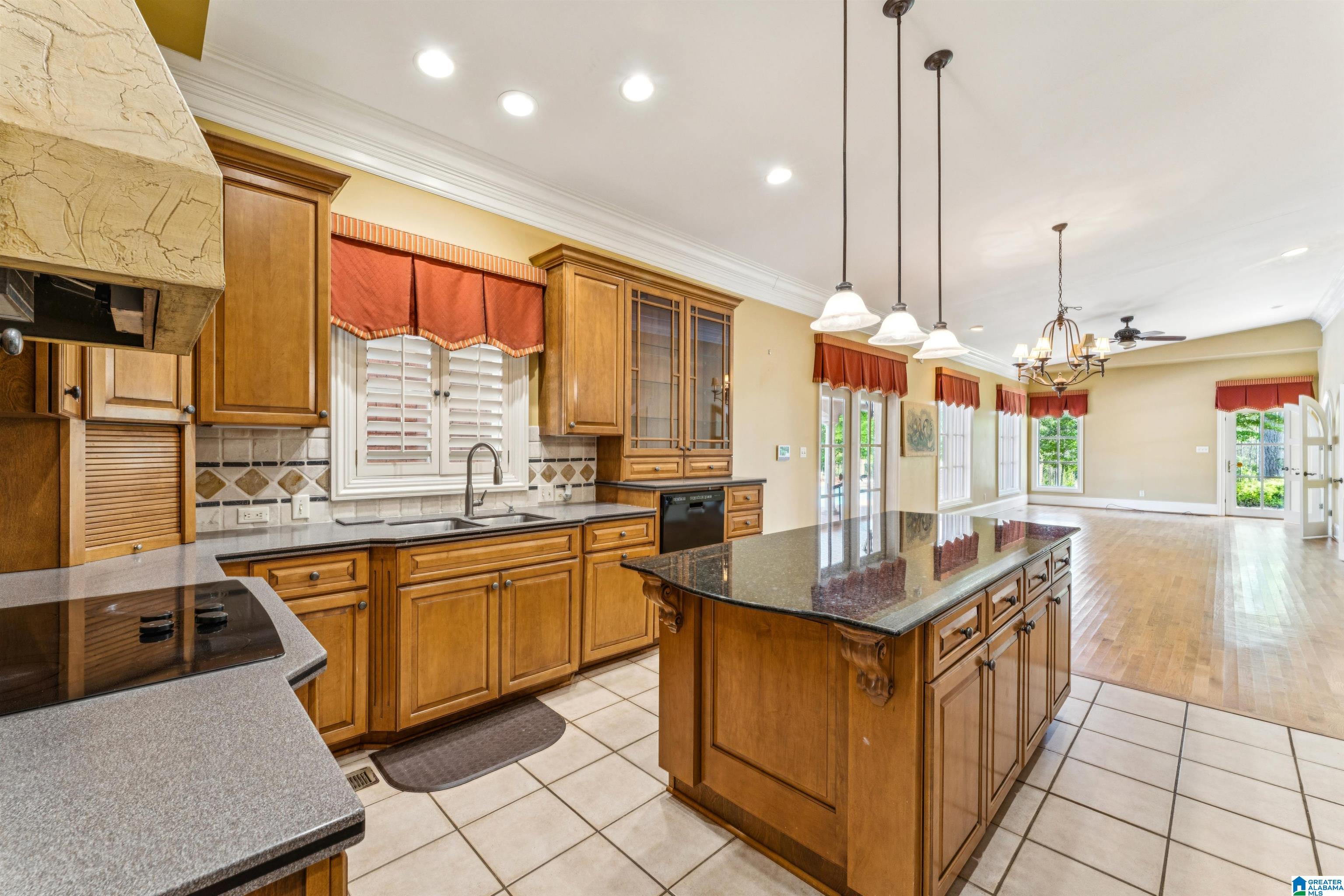 Centreville, Alabama, 35042, United States, 4 Bedrooms Bedrooms, ,4 BathroomsBathrooms,Residential,Active,2052059