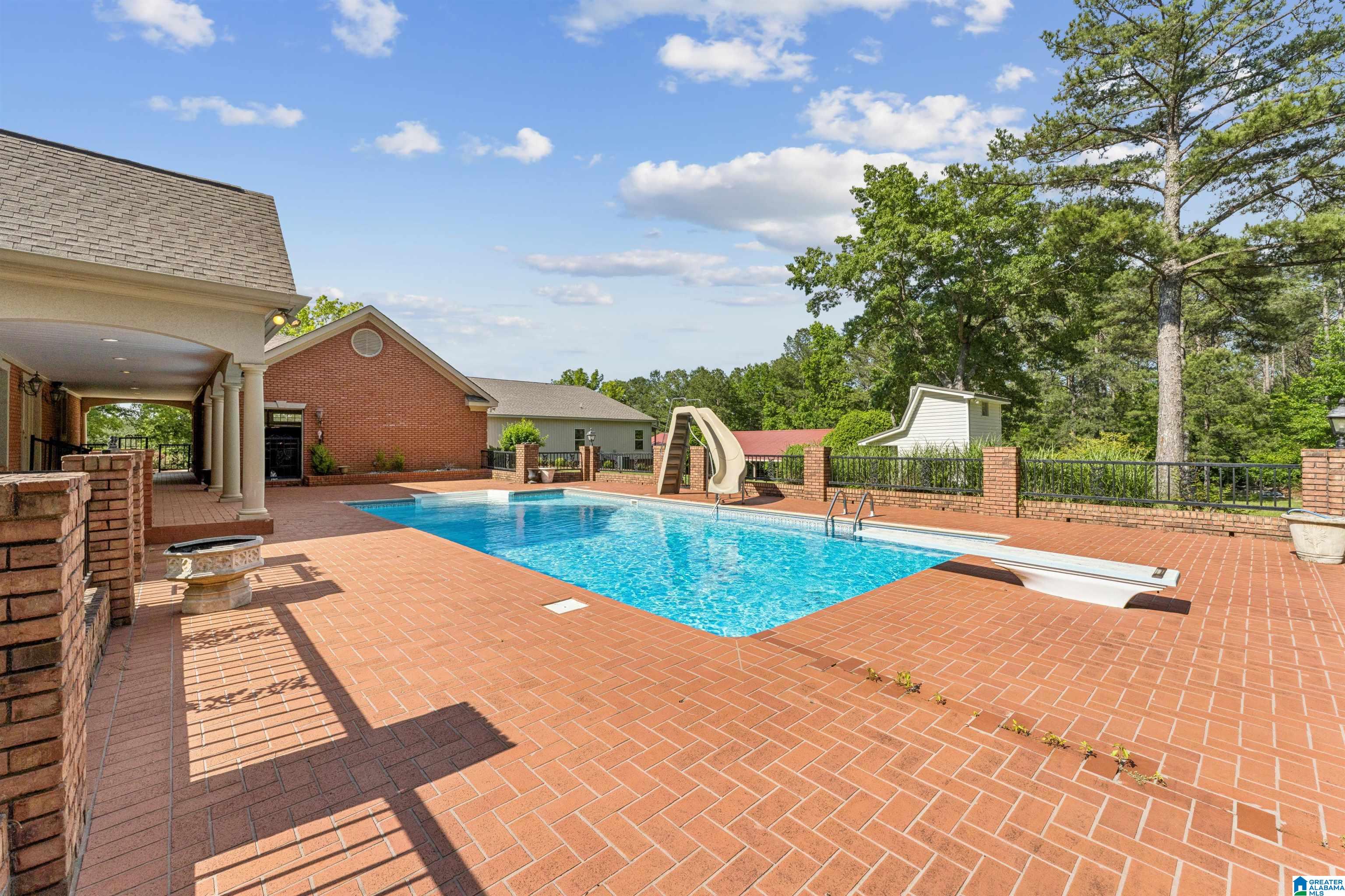 Centreville, Alabama, 35042, United States, 4 Bedrooms Bedrooms, ,4 BathroomsBathrooms,Residential,Active,2052059