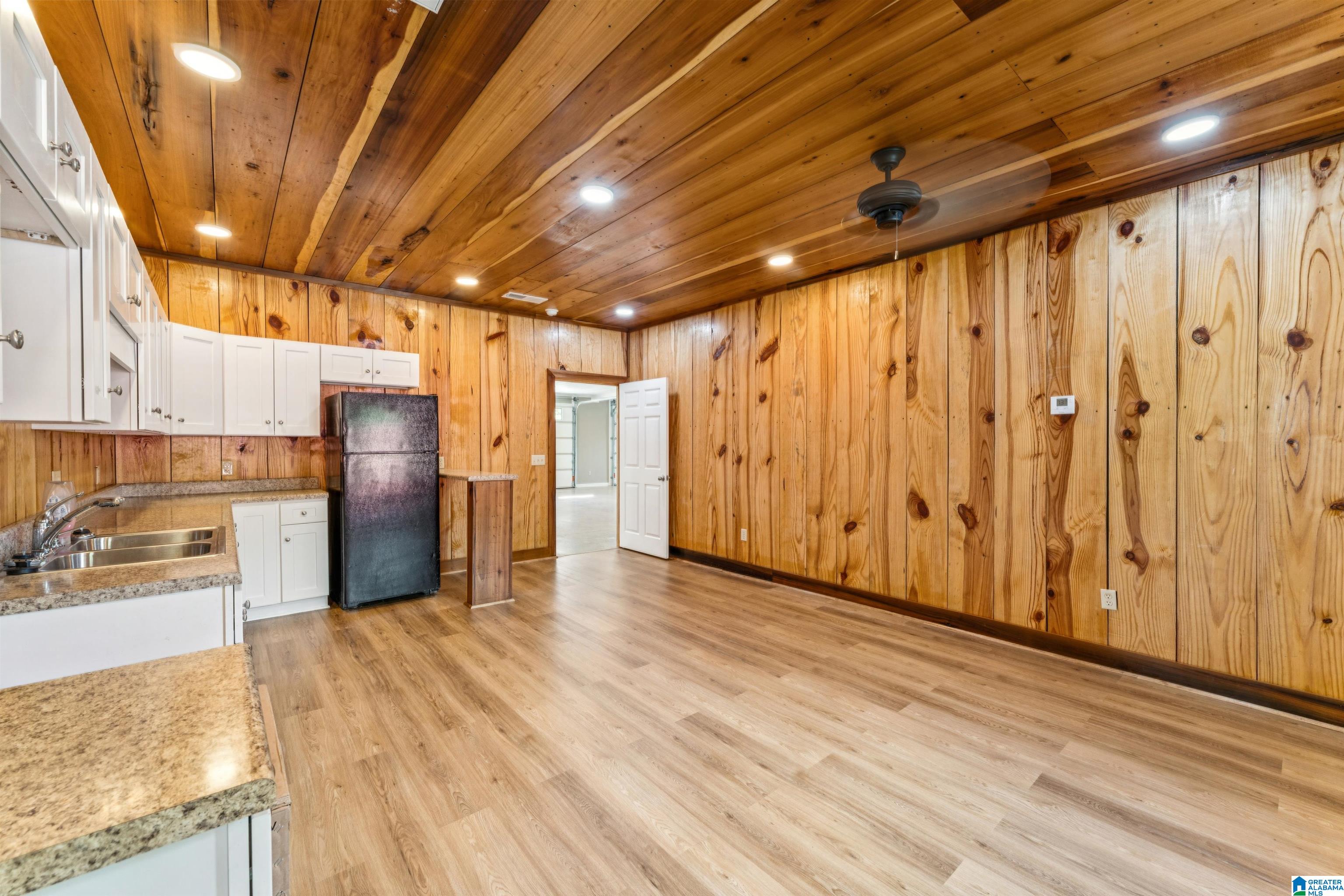Centreville, Alabama, 35042, United States, 4 Bedrooms Bedrooms, ,4 BathroomsBathrooms,Residential,Active,2052059