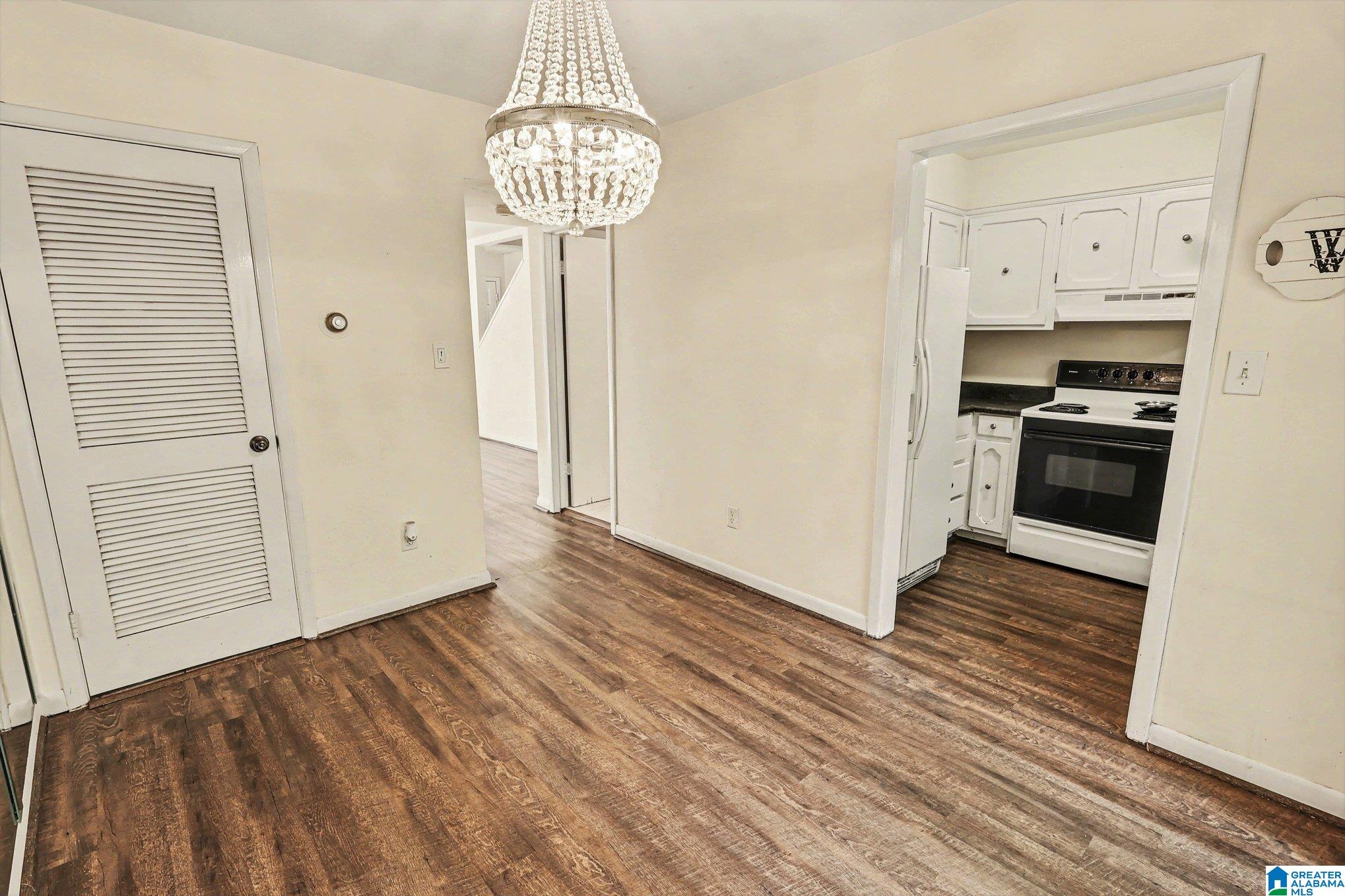 2643 SOUTHBURY CIRCLE 2643