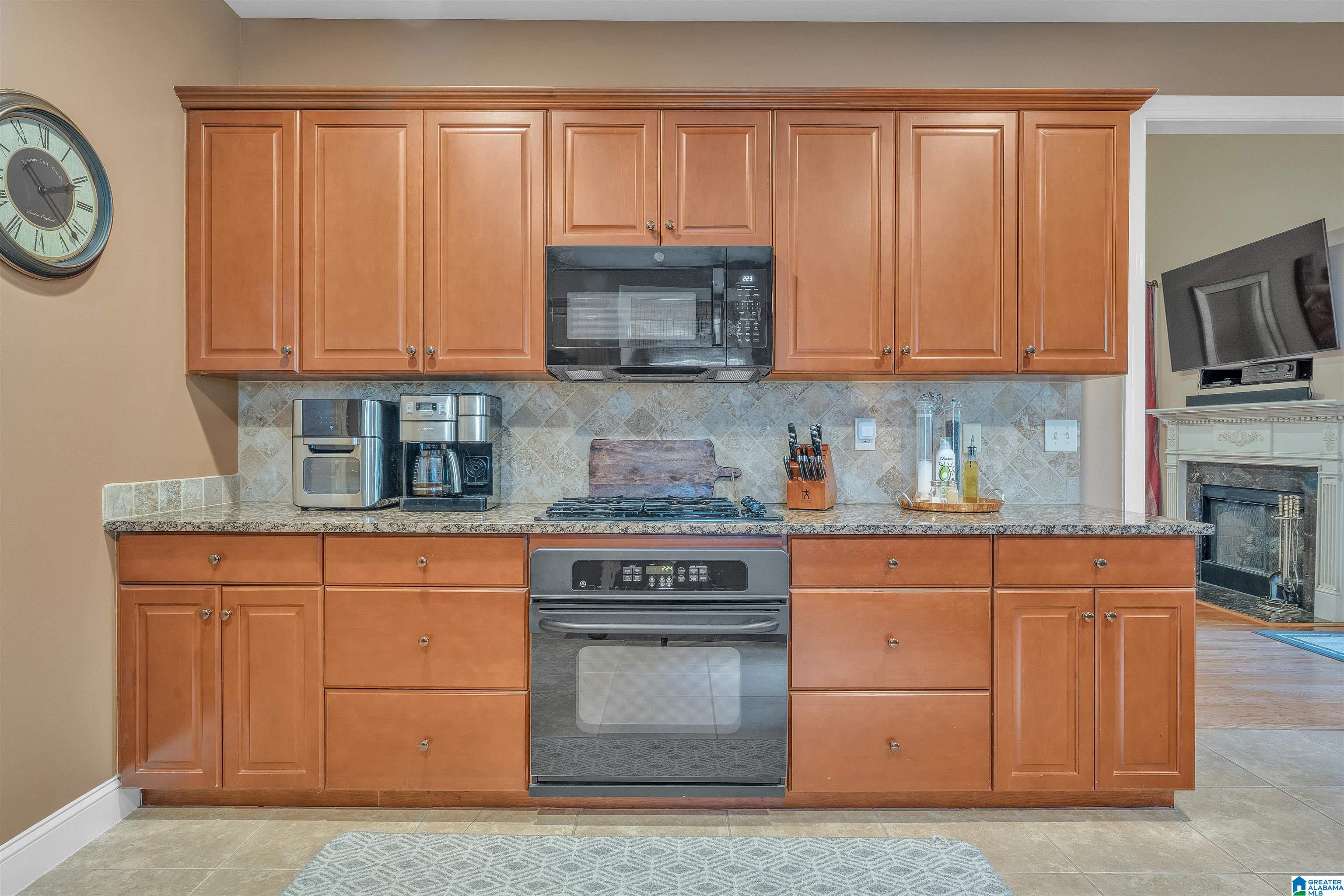 2312 ARBOR GLENN