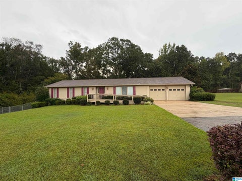 Photo of 187 Edgewood Drive, CHILDERSBURG, AL 35044 (MLS # 21465661)