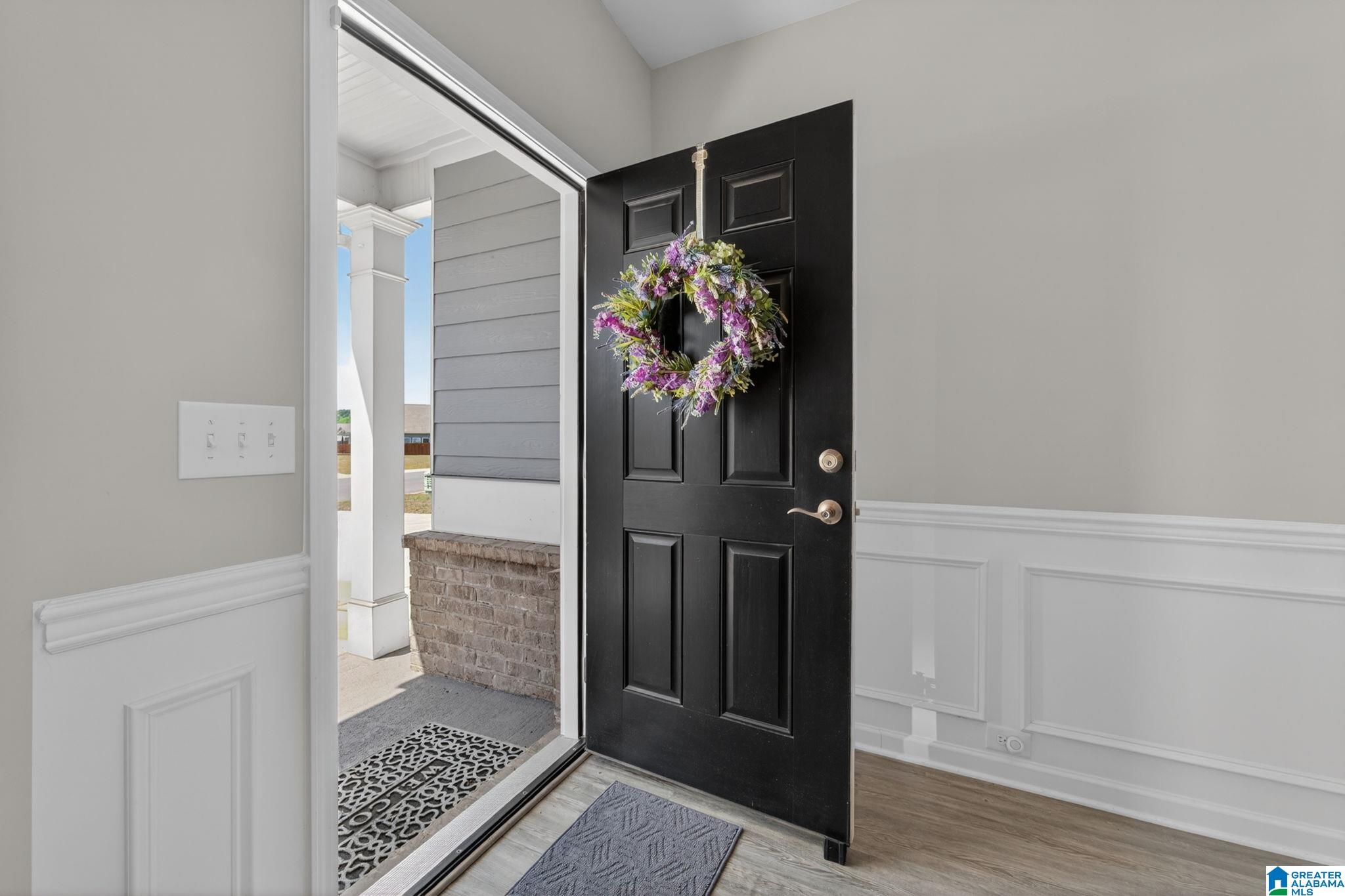 5512 GRASS LAKE DRIVE