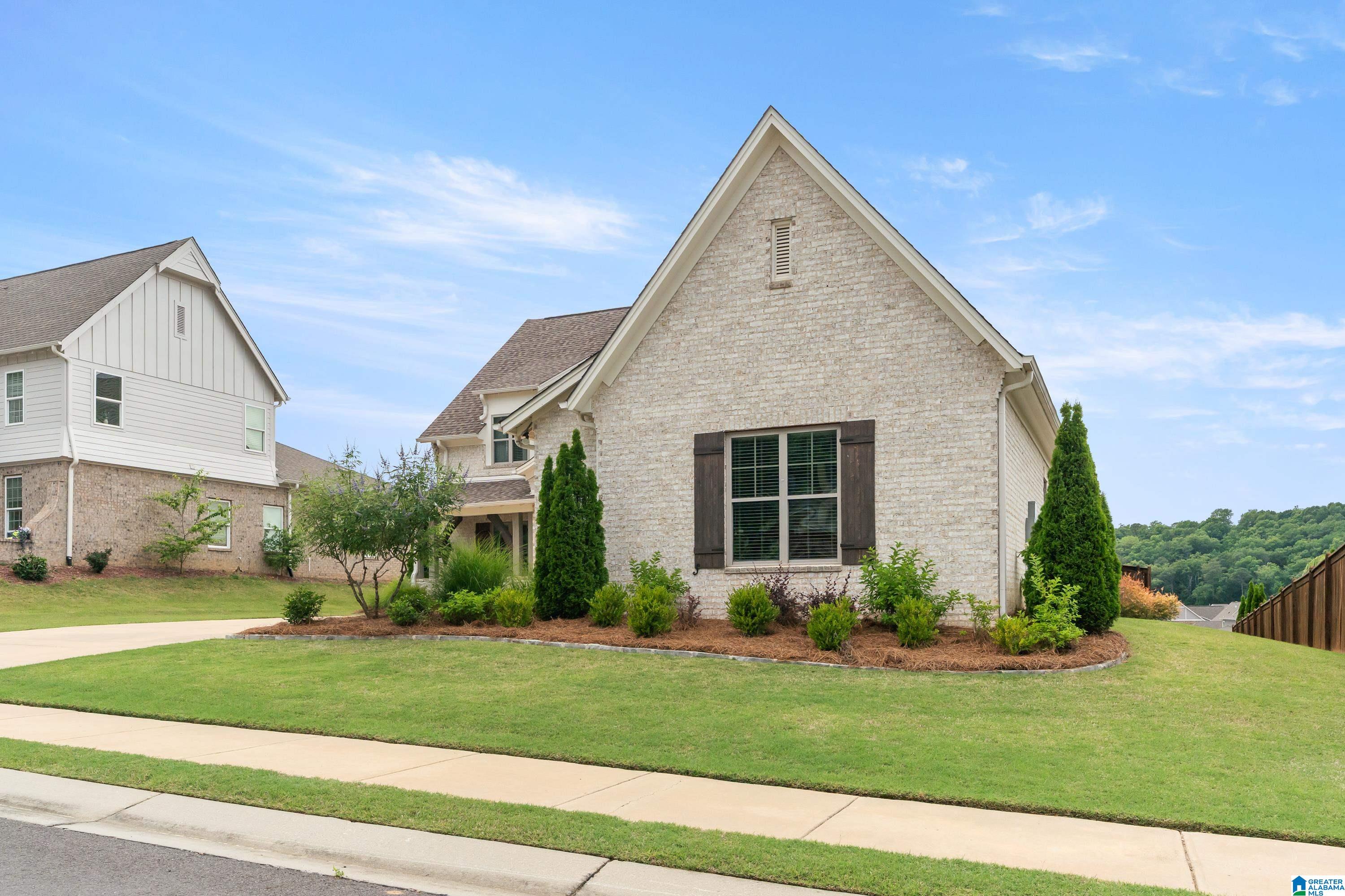 320 GRIFFIN PARK TRACE
