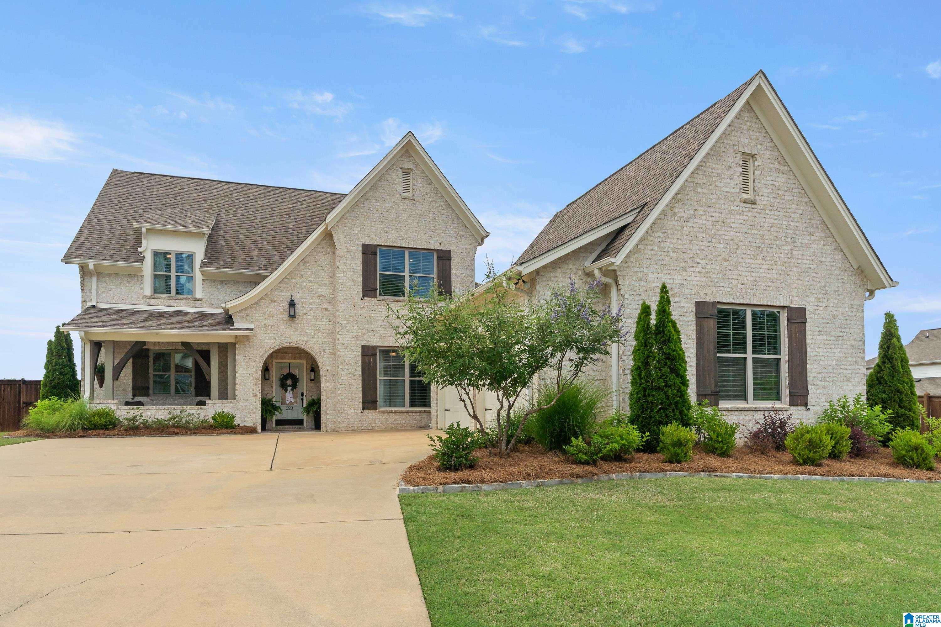 320 GRIFFIN PARK TRACE