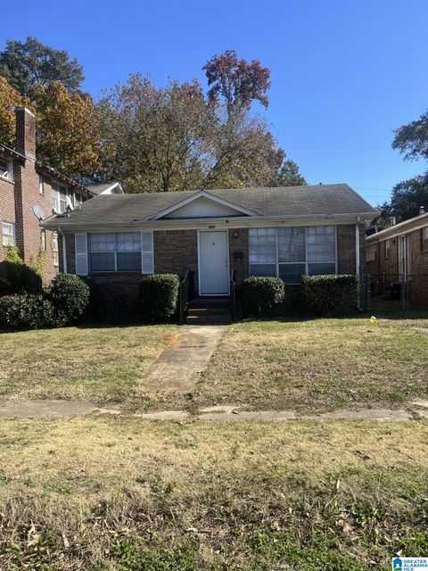 805 41ST STREET 805 Valley FAIRFIELD AL 35064