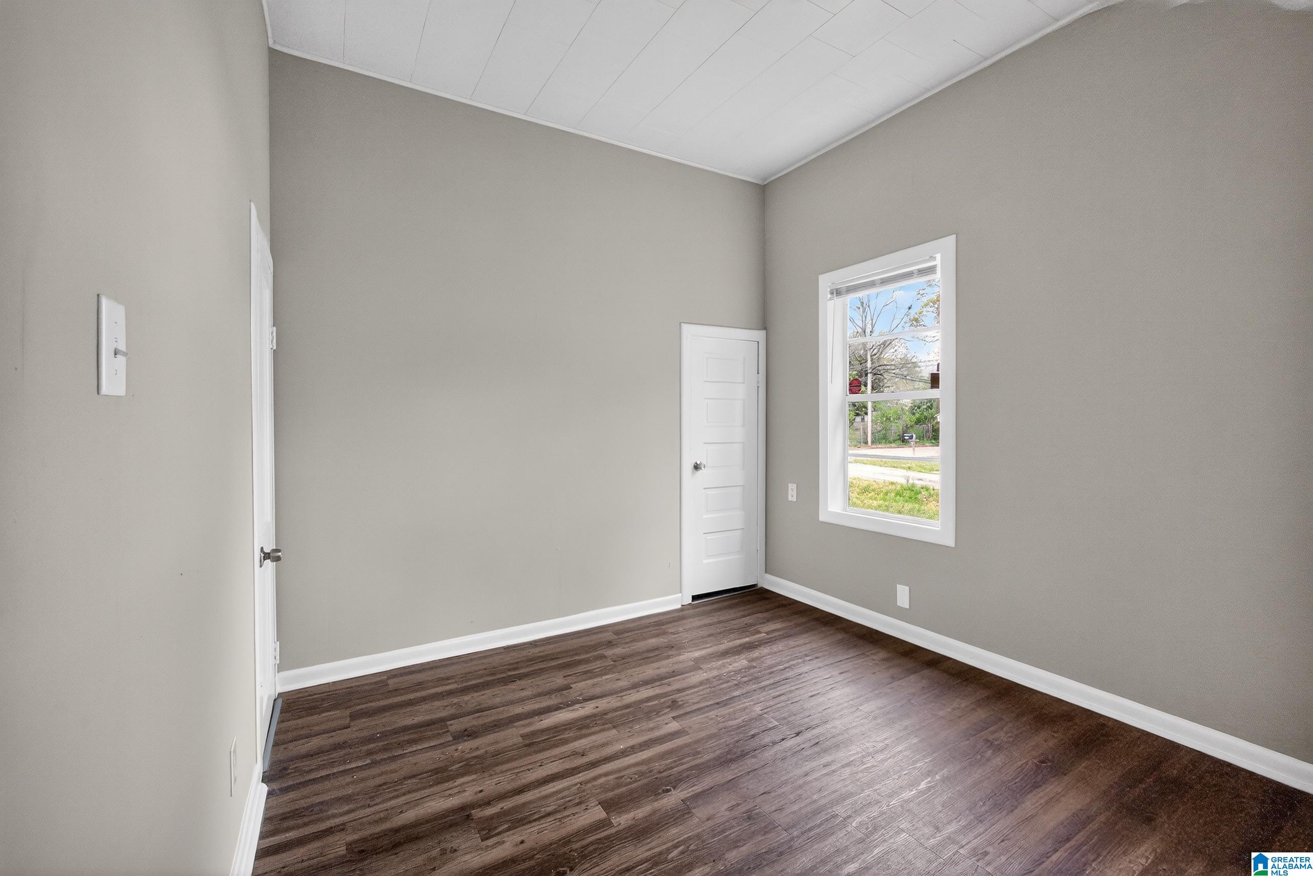 406 N NASHVILLE AVENUE