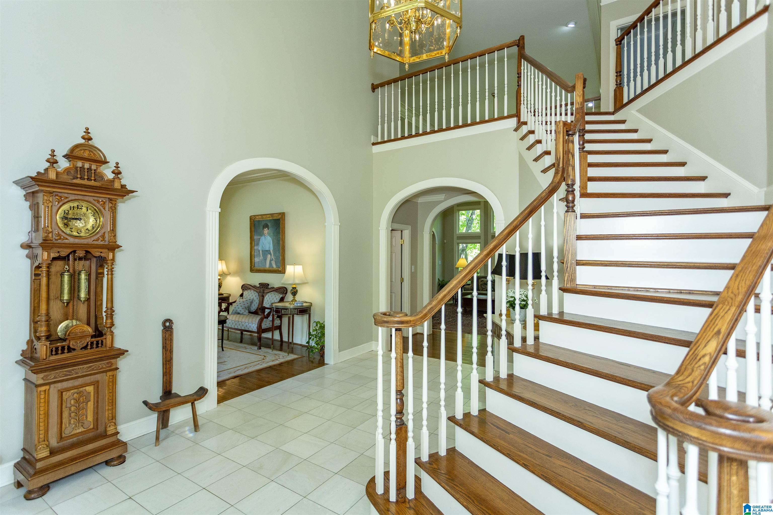1734 VESTWOOD HILLS DRIVE