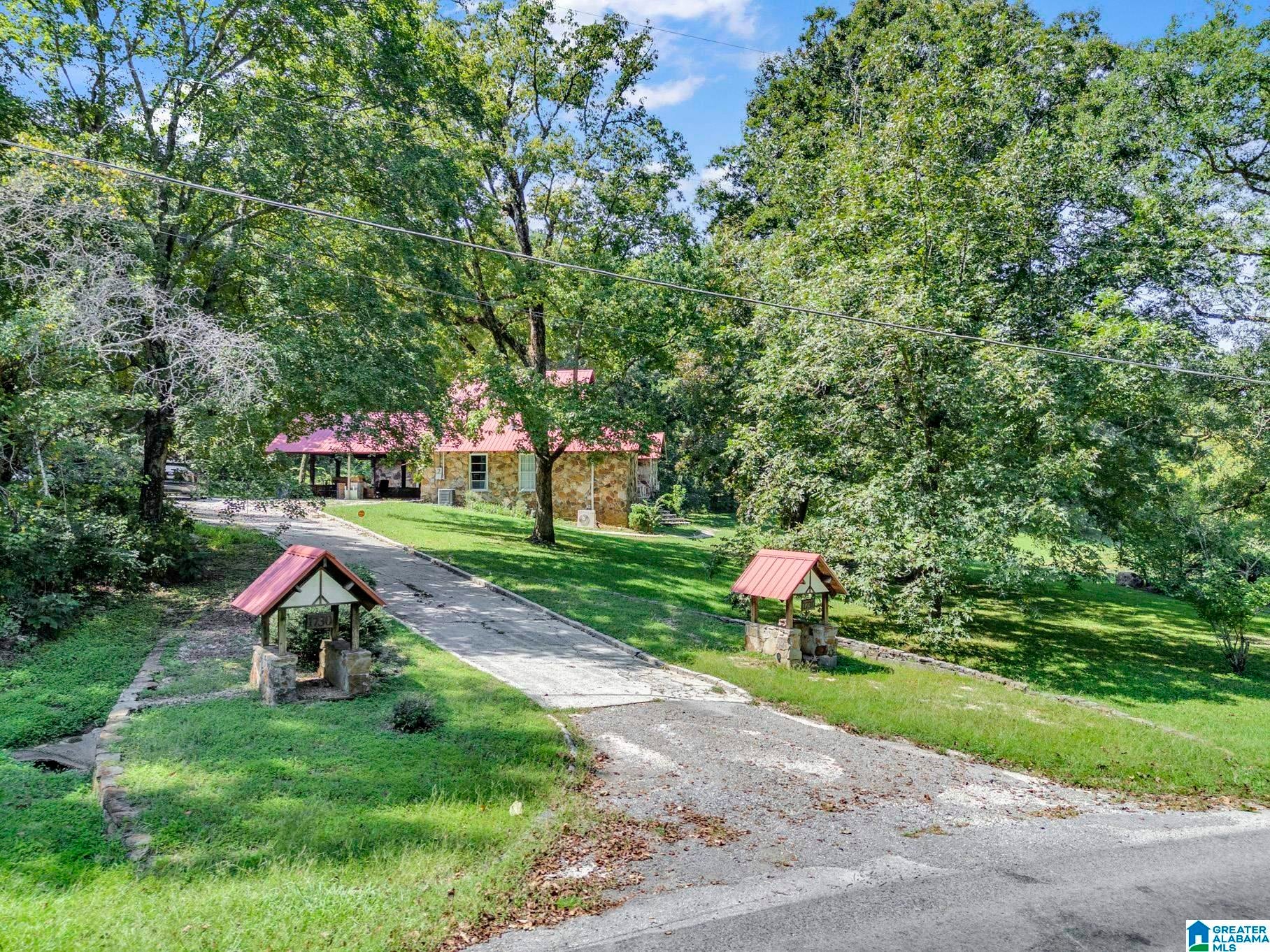 1730 VALLEY TRAIL