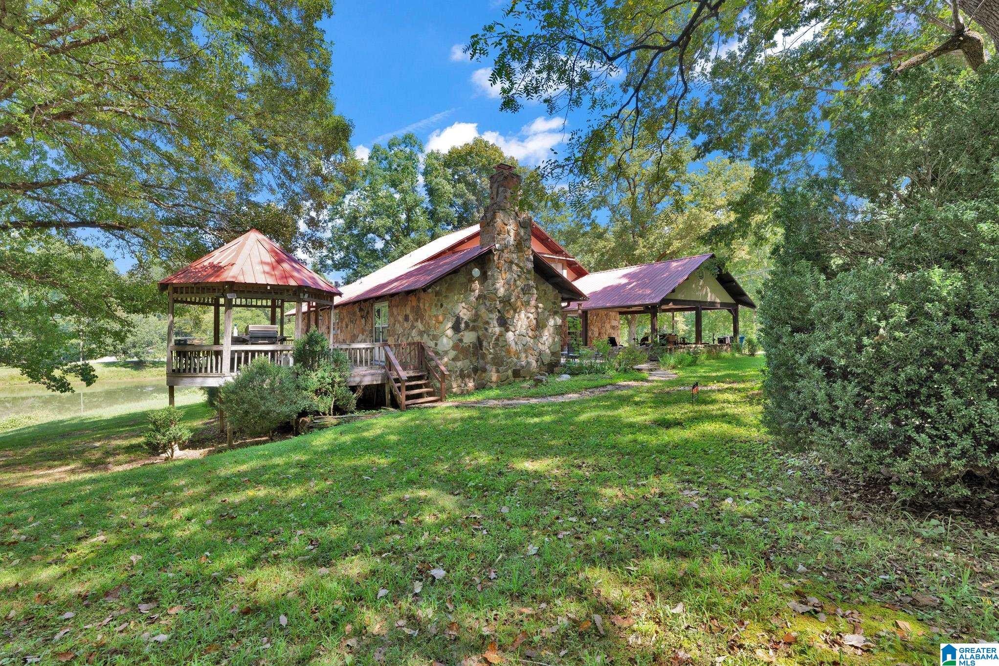 1730 VALLEY TRAIL