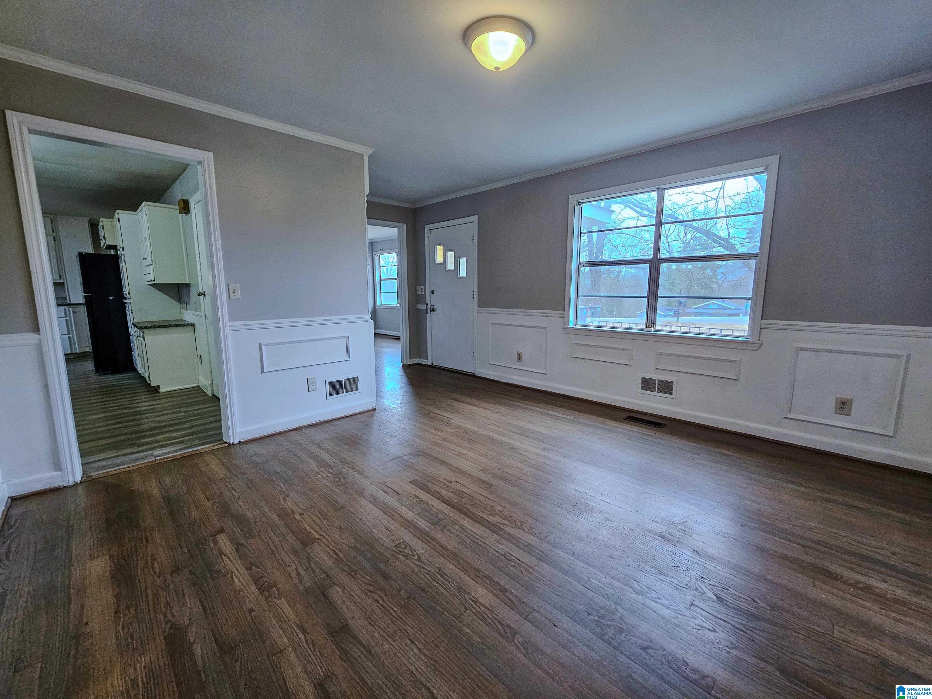 964 HILLCREST AVENUE